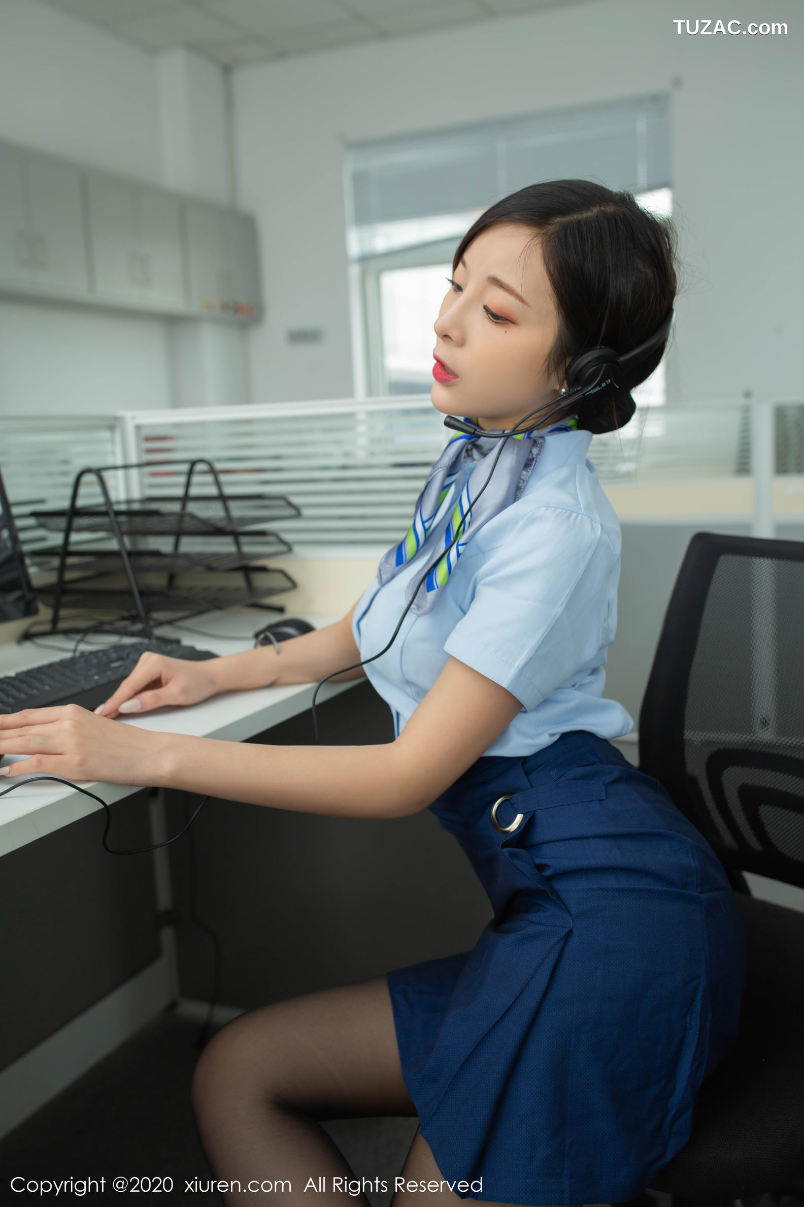 XiuRen秀人网-2257-陈小喵-《客服小姐姐》-2020.05.18
