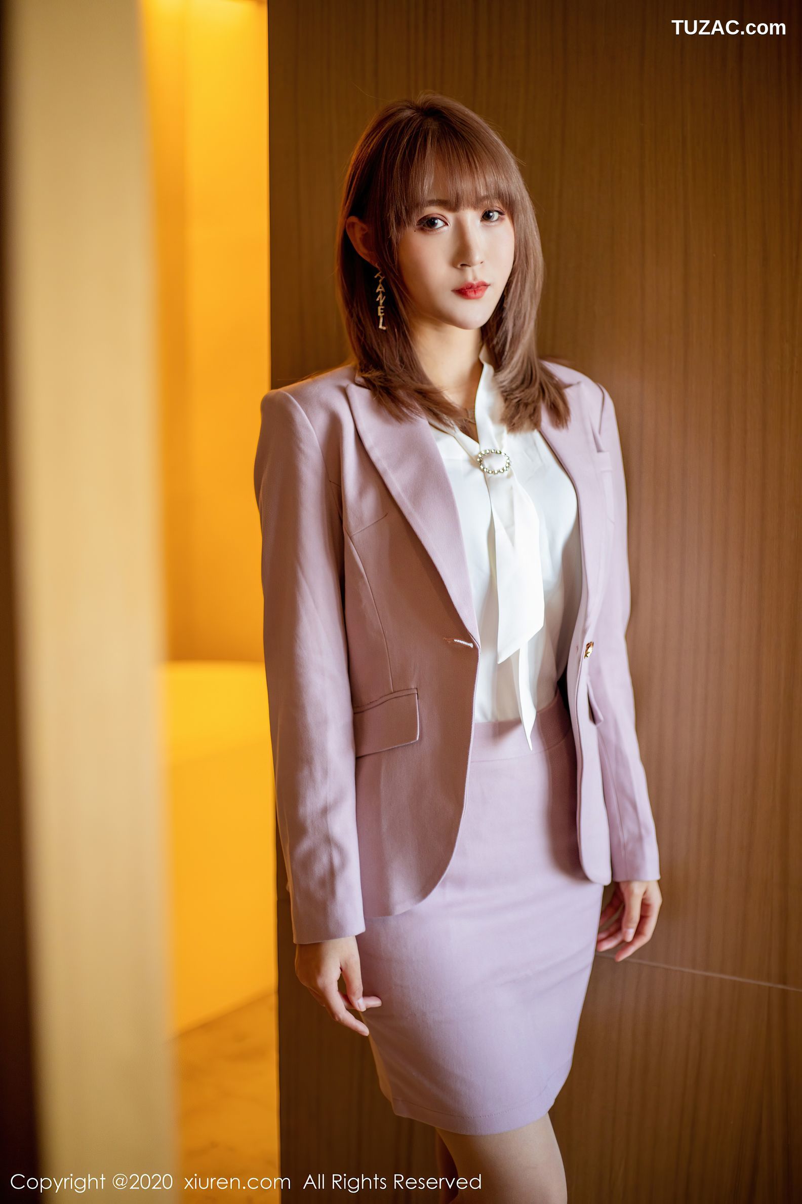 XiuRen秀人网-2304-周慕汐Fairy-《职场西装系列》-2020.07.08