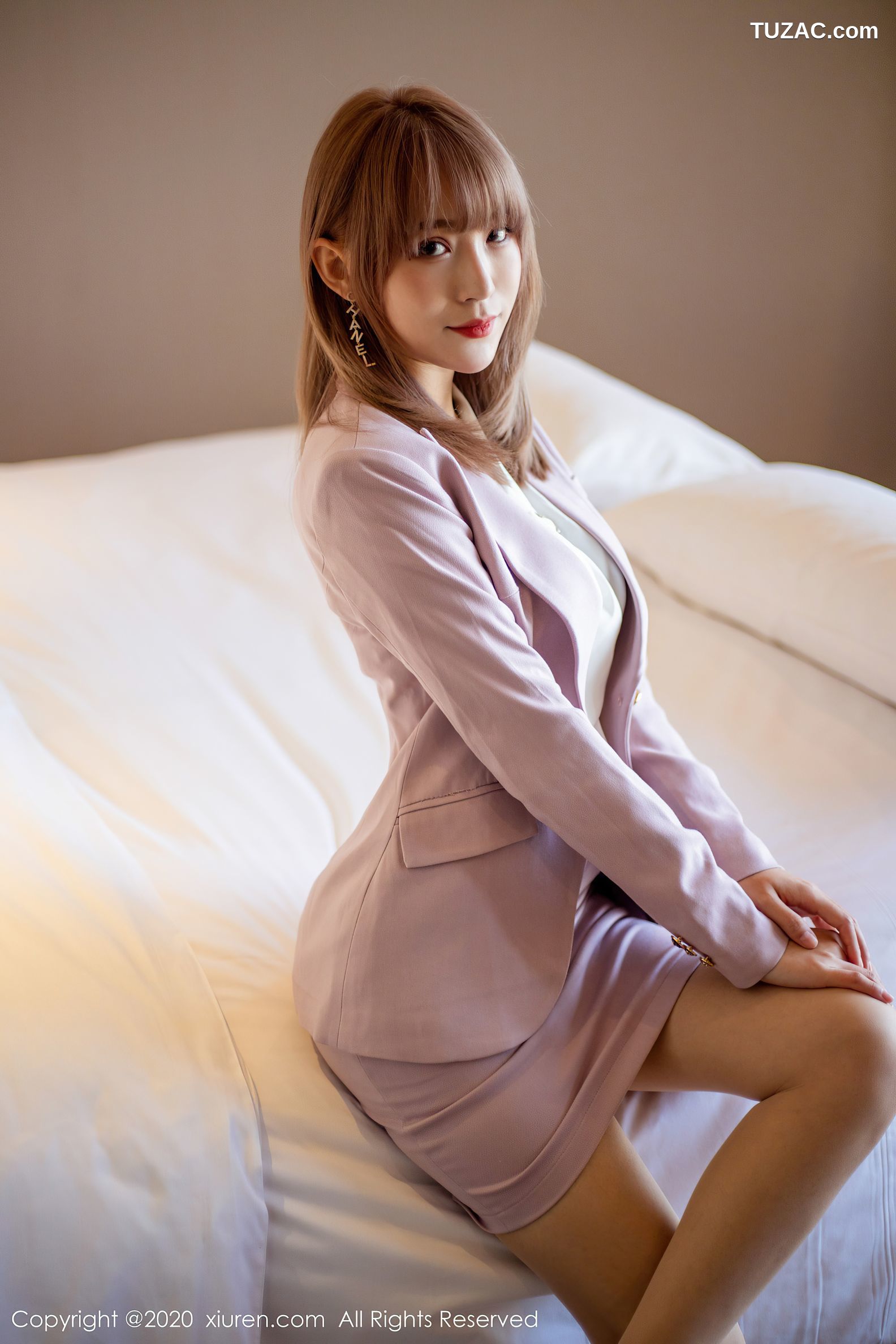 XiuRen秀人网-2304-周慕汐Fairy-《职场西装系列》-2020.07.08