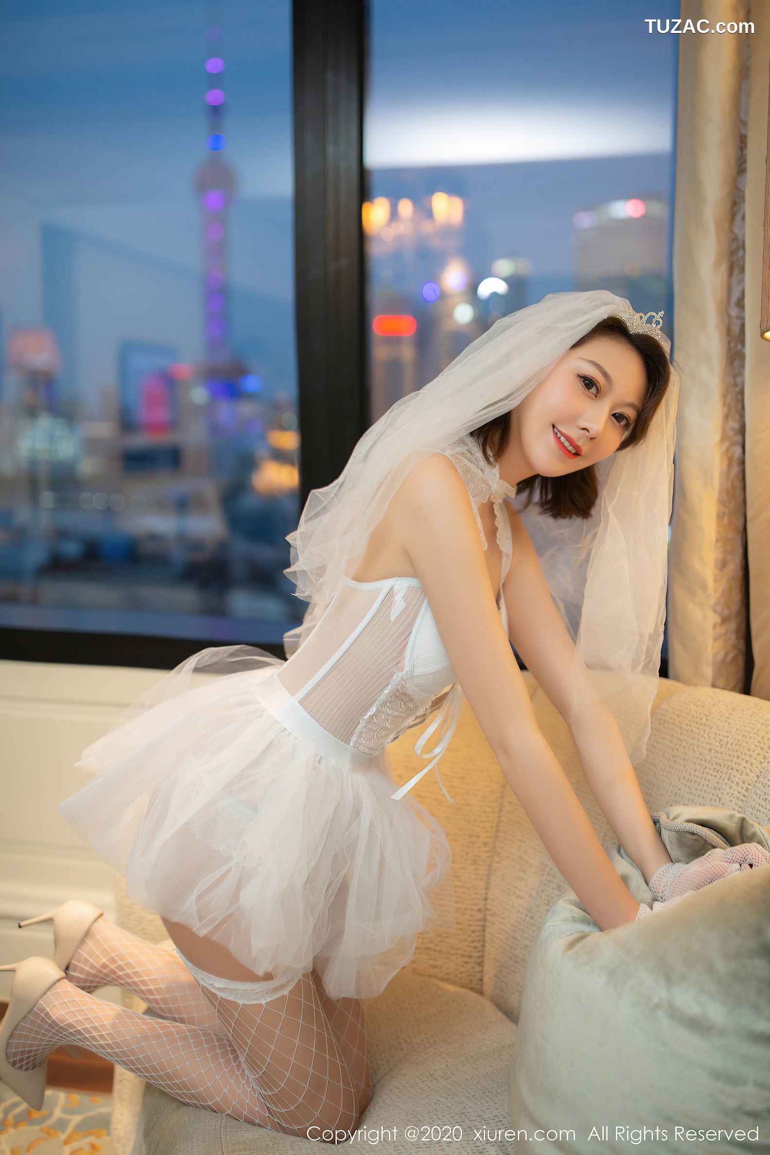 XiuRen秀人网-2328-艺轩-《唯美曼妙婚纱系列》-2020.07.14
