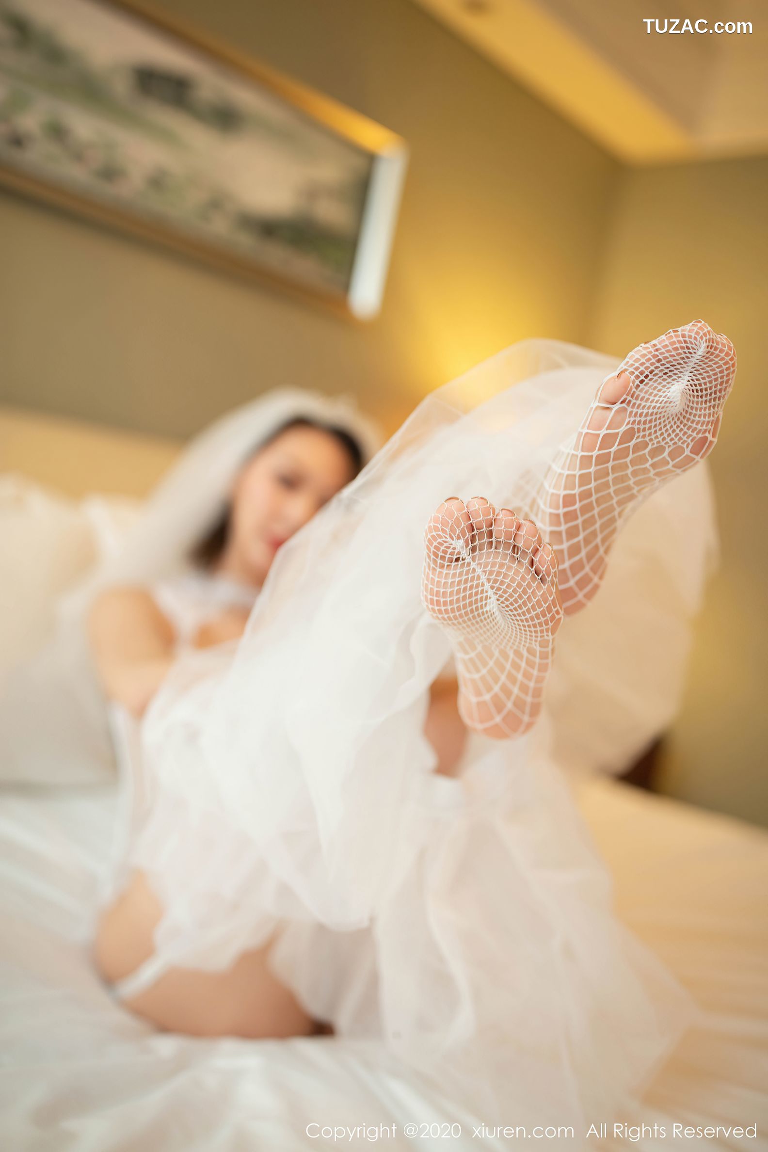 XiuRen秀人网-2328-艺轩-《唯美曼妙婚纱系列》-2020.07.14