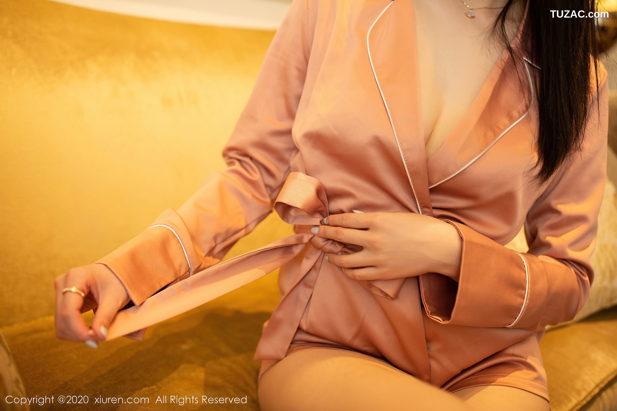 XiuRen秀人网-2335-安然Maleah-《丝袜主题写真》-2020.07.16