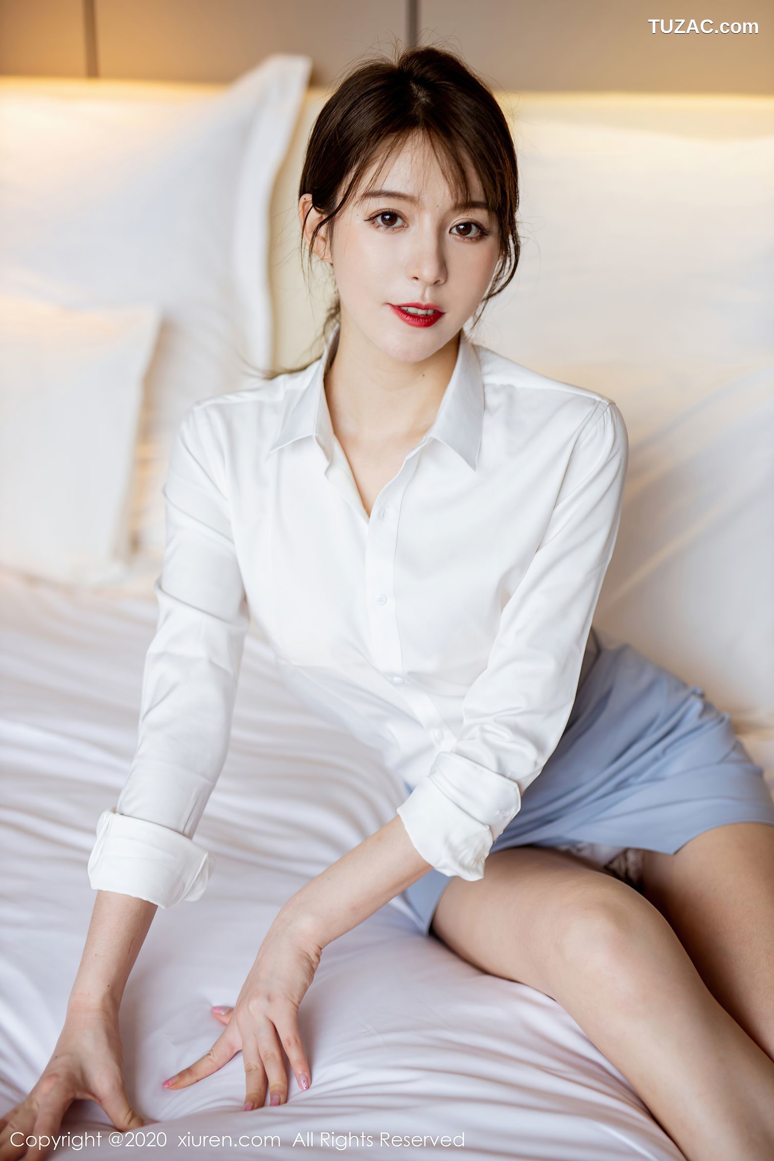 XiuRen秀人网-2350-Yoo优优-《性感秘书装》-2020.07.21