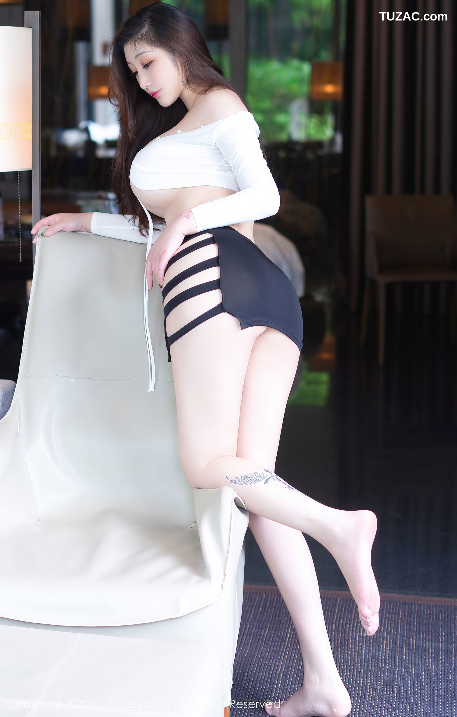 XiuRen秀人网-2385-妲己-《超短服饰下的丰胸肥臀》-2020.07.29