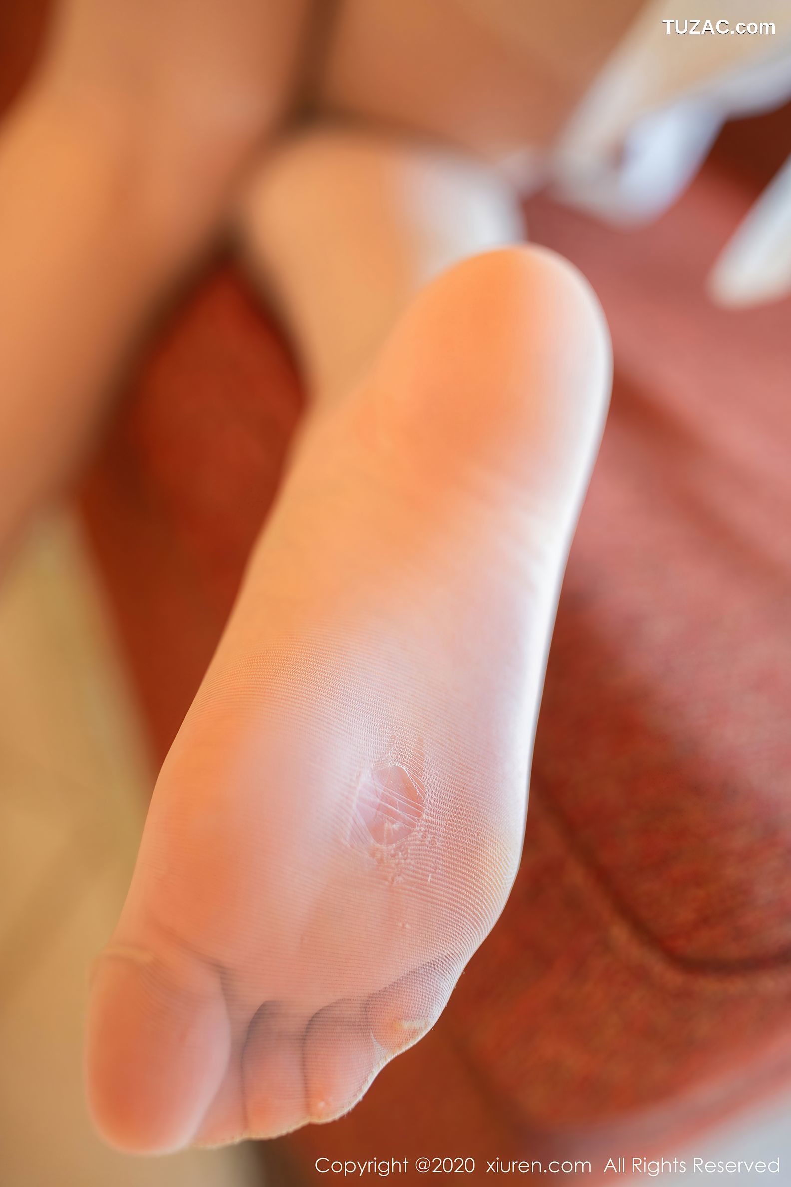 XiuRen秀人网-2389-就是阿朱啊-《白色长裙系列》-2020.07.30