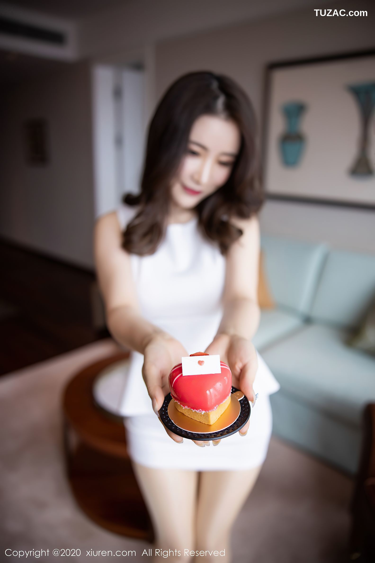 XiuRen秀人网-2441-绯月樱-《丝袜玉足修长曼妙》-2020.08.13