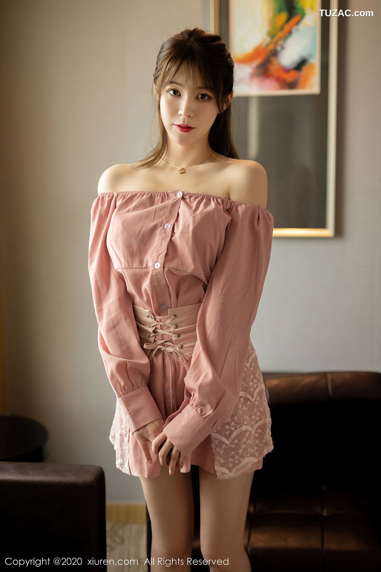 XiuRen秀人网-2473-Yoo优优-《粉色的的吊裙》-2020.08.21