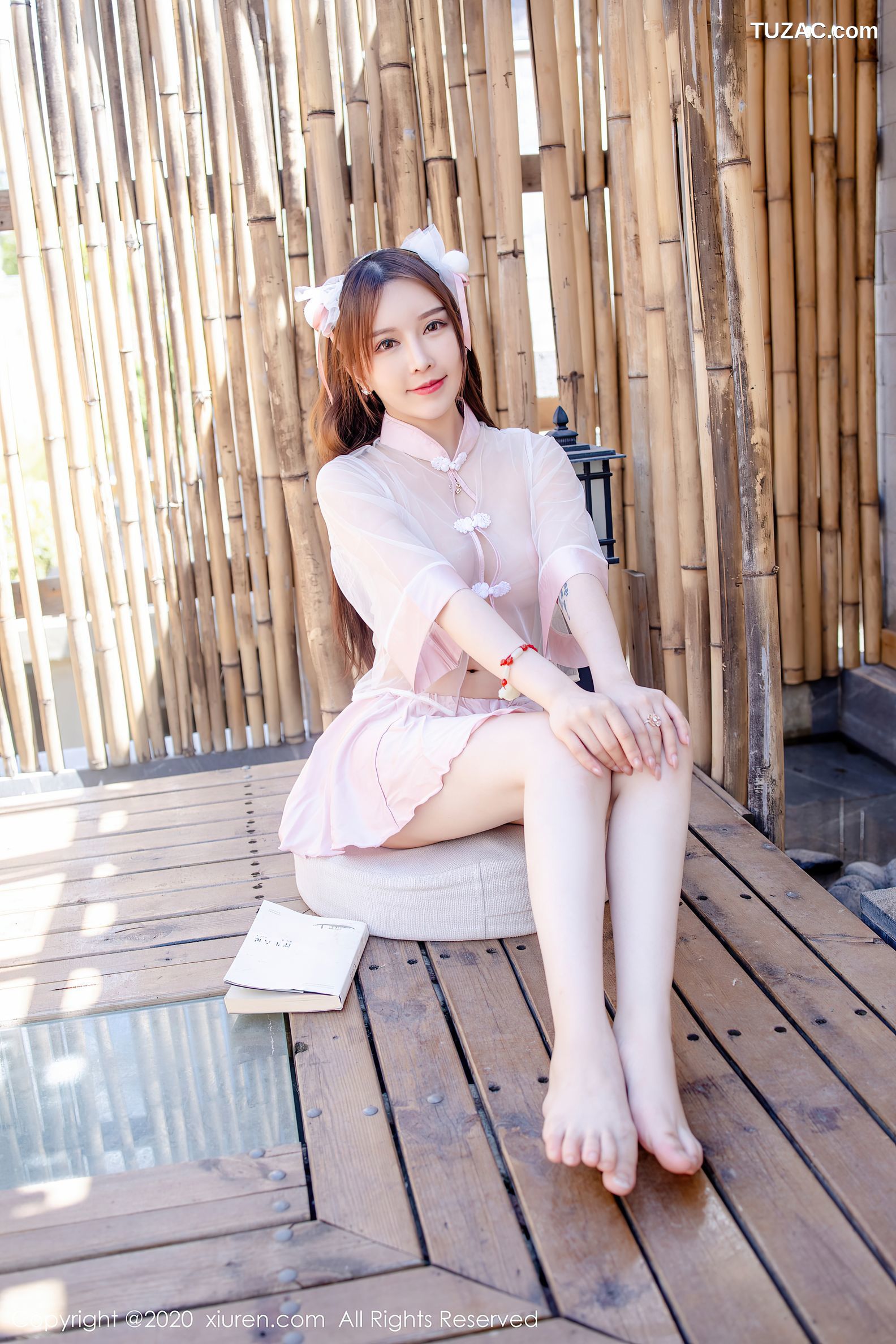XiuRen秀人网-2510-玉兔Miki-《中式粉服饰主题系列》-2020.09.01