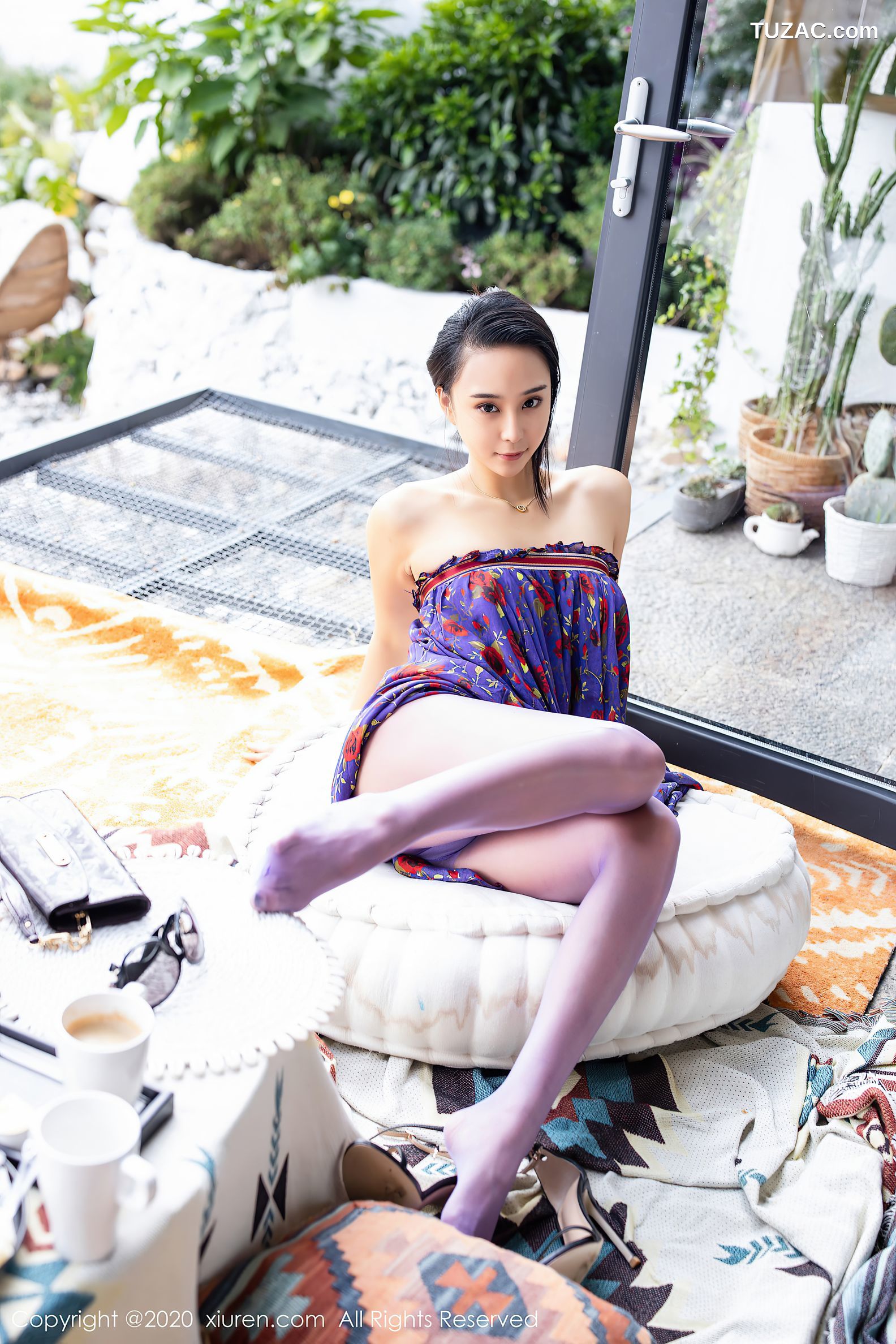 XiuRen秀人网-2544-蓝夏Akasha-《丝足美腿极致呈现》-2020.09.09