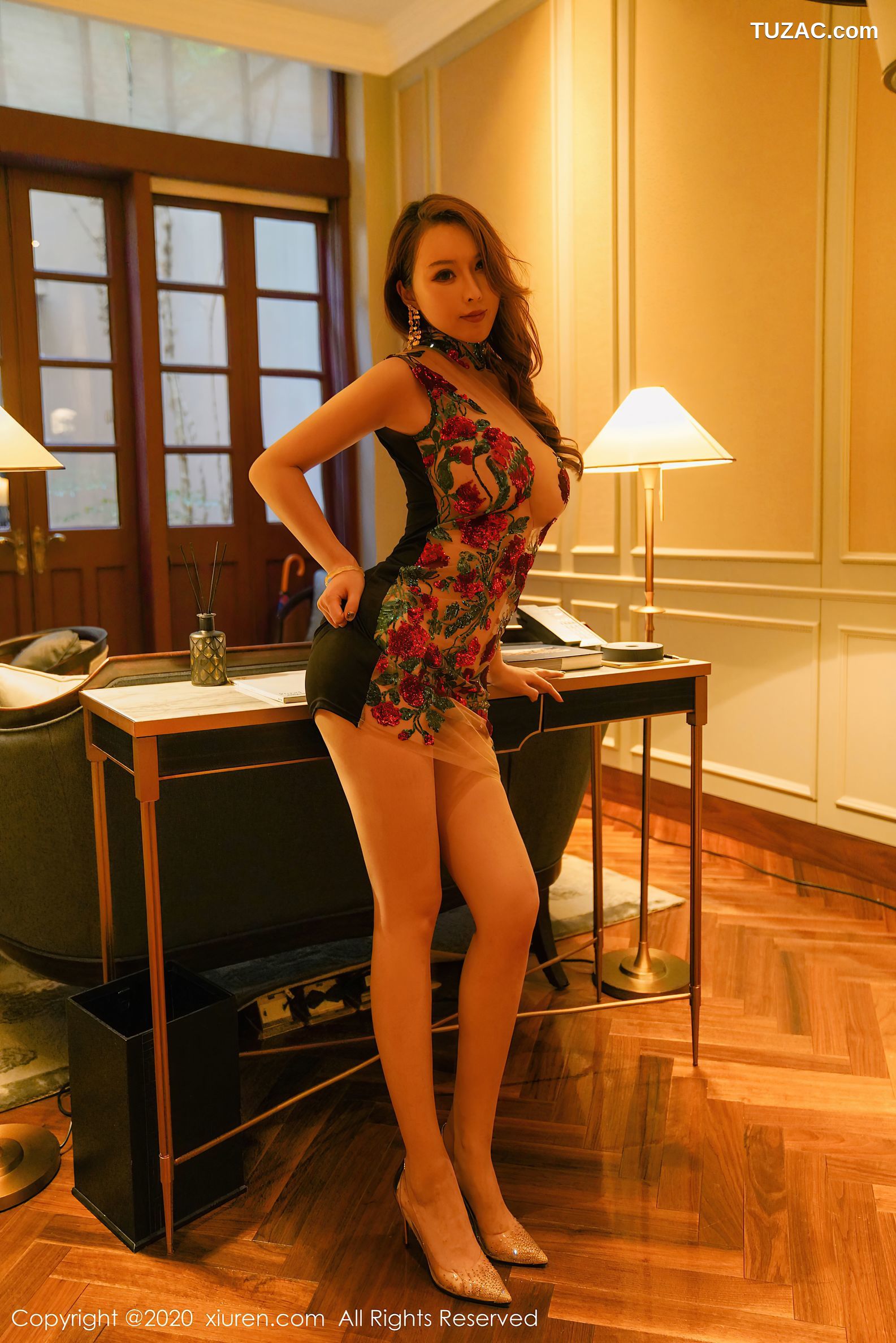 XiuRen秀人网-2549-尤妮丝-《镂空内衣主题系列》-2020.09.10