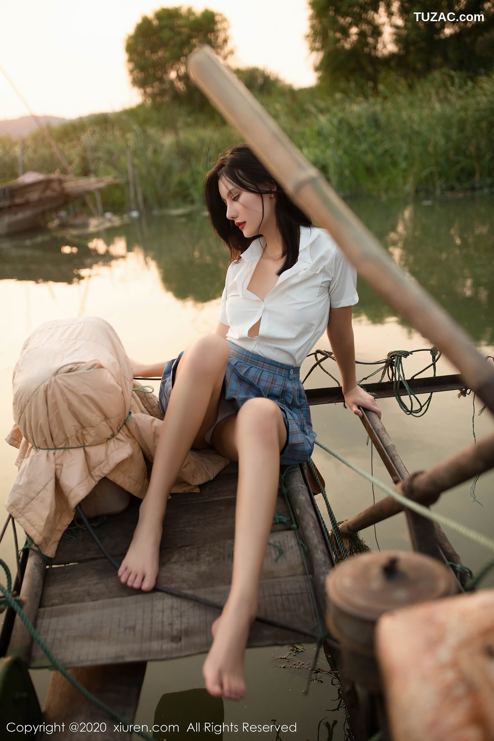 XiuRen秀人网-2558-就是阿朱啊-渔村主题写真-2020.09.14