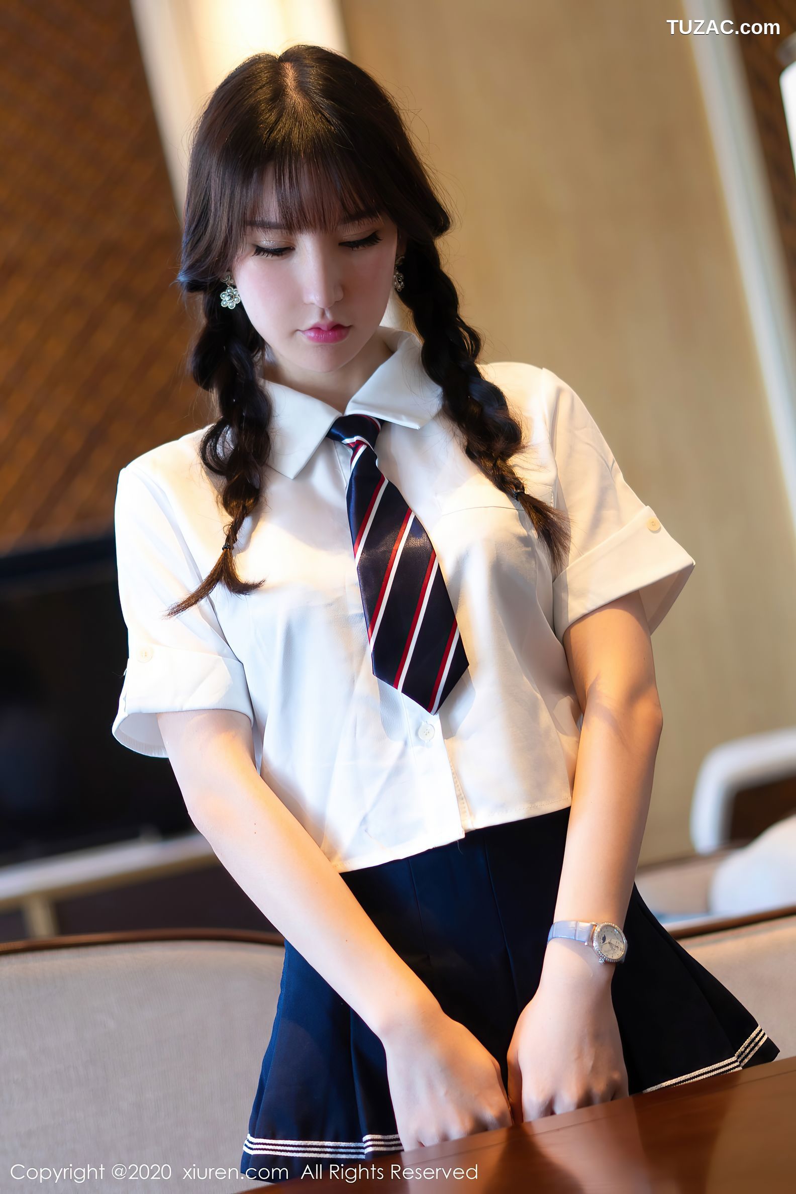 XiuRen秀人网-2559-周于希-《不良游戏少女JK制服》-2020.09.14