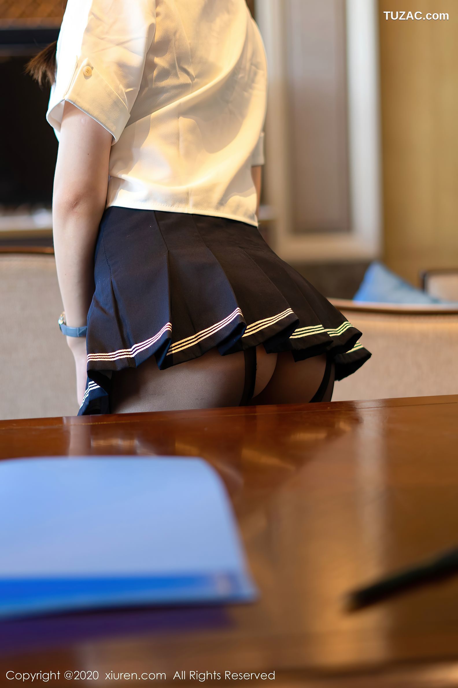 XiuRen秀人网-2559-周于希-《不良游戏少女JK制服》-2020.09.14