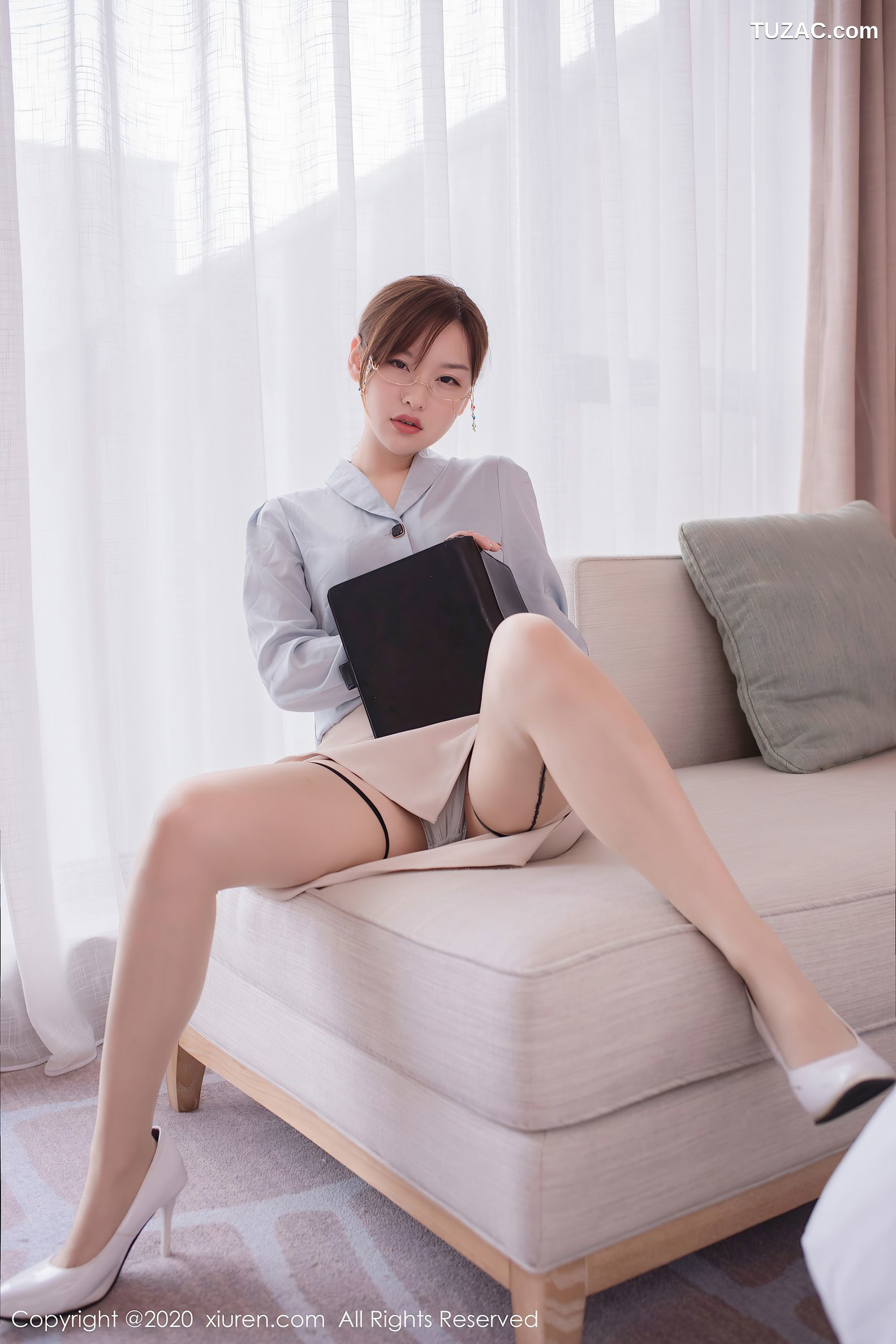XiuRen秀人网-2597-范小宣Fancy-《办公室OL制服精致内衣》-2020.09.24