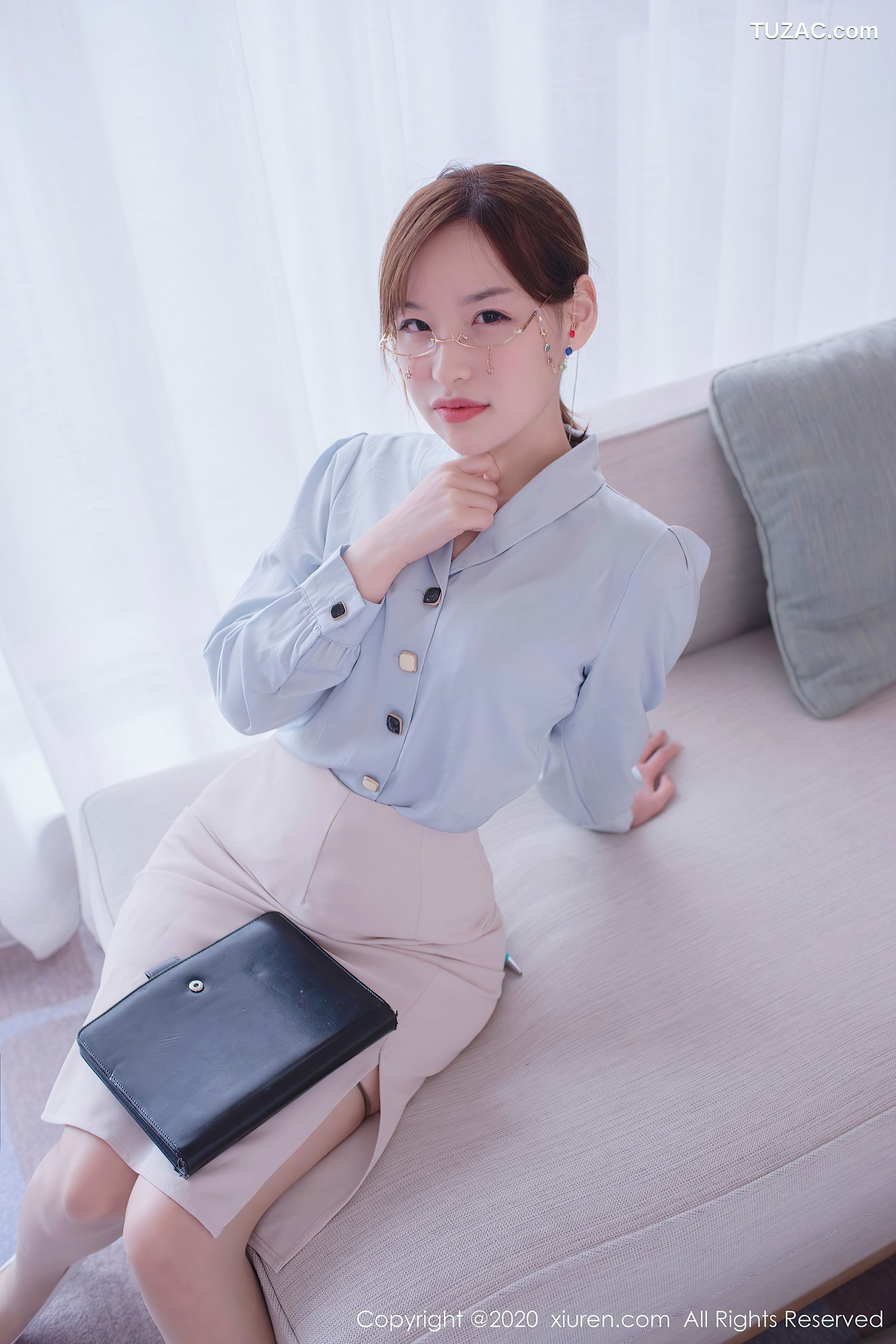 XiuRen秀人网-2597-范小宣Fancy-《办公室OL制服精致内衣》-2020.09.24