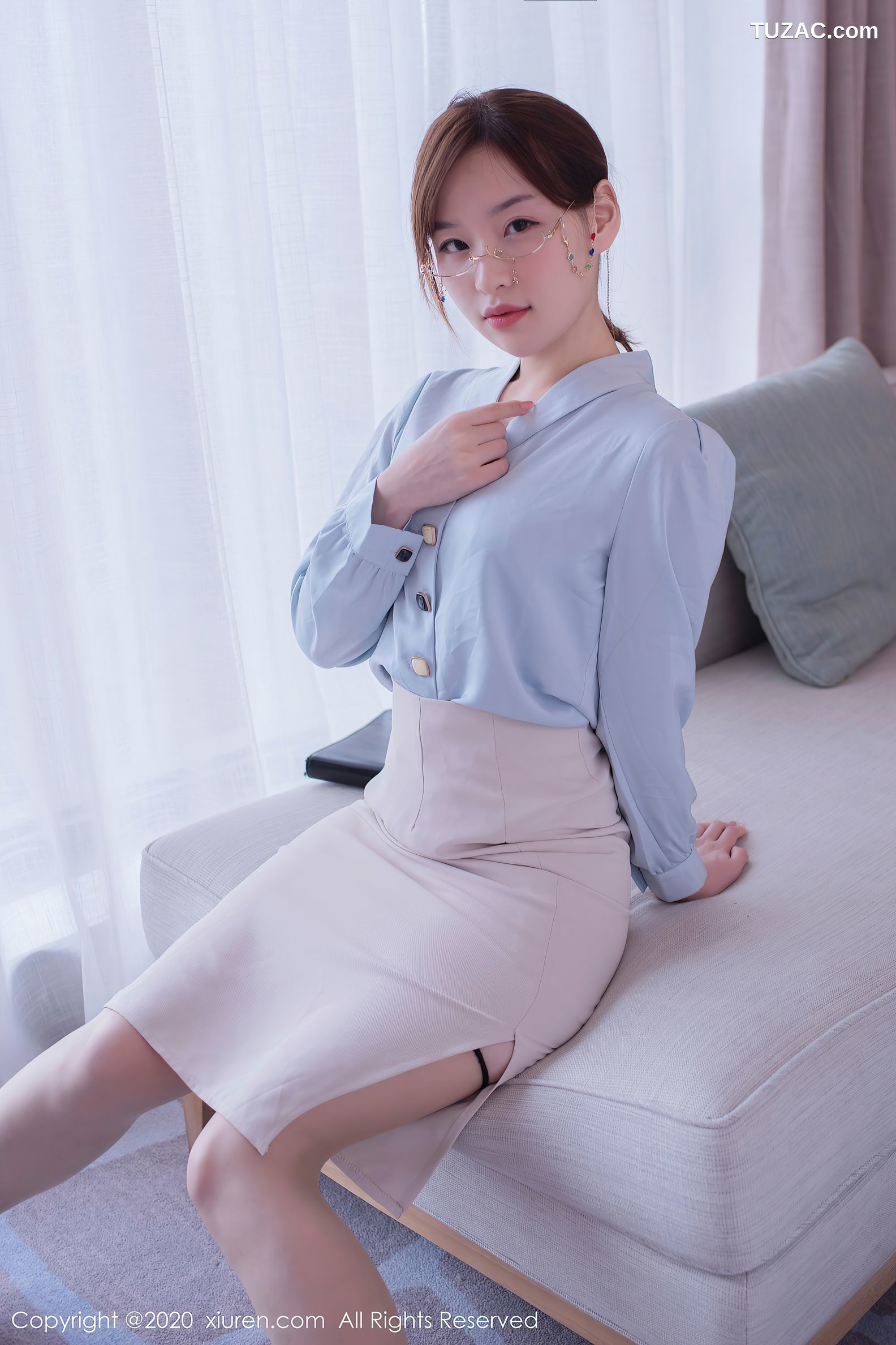 XiuRen秀人网-2597-范小宣Fancy-《办公室OL制服精致内衣》-2020.09.24