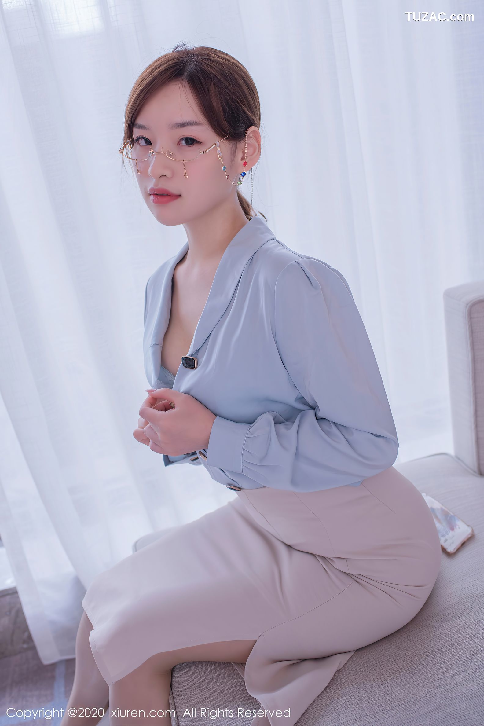 XiuRen秀人网-2597-范小宣Fancy-《办公室OL制服精致内衣》-2020.09.24