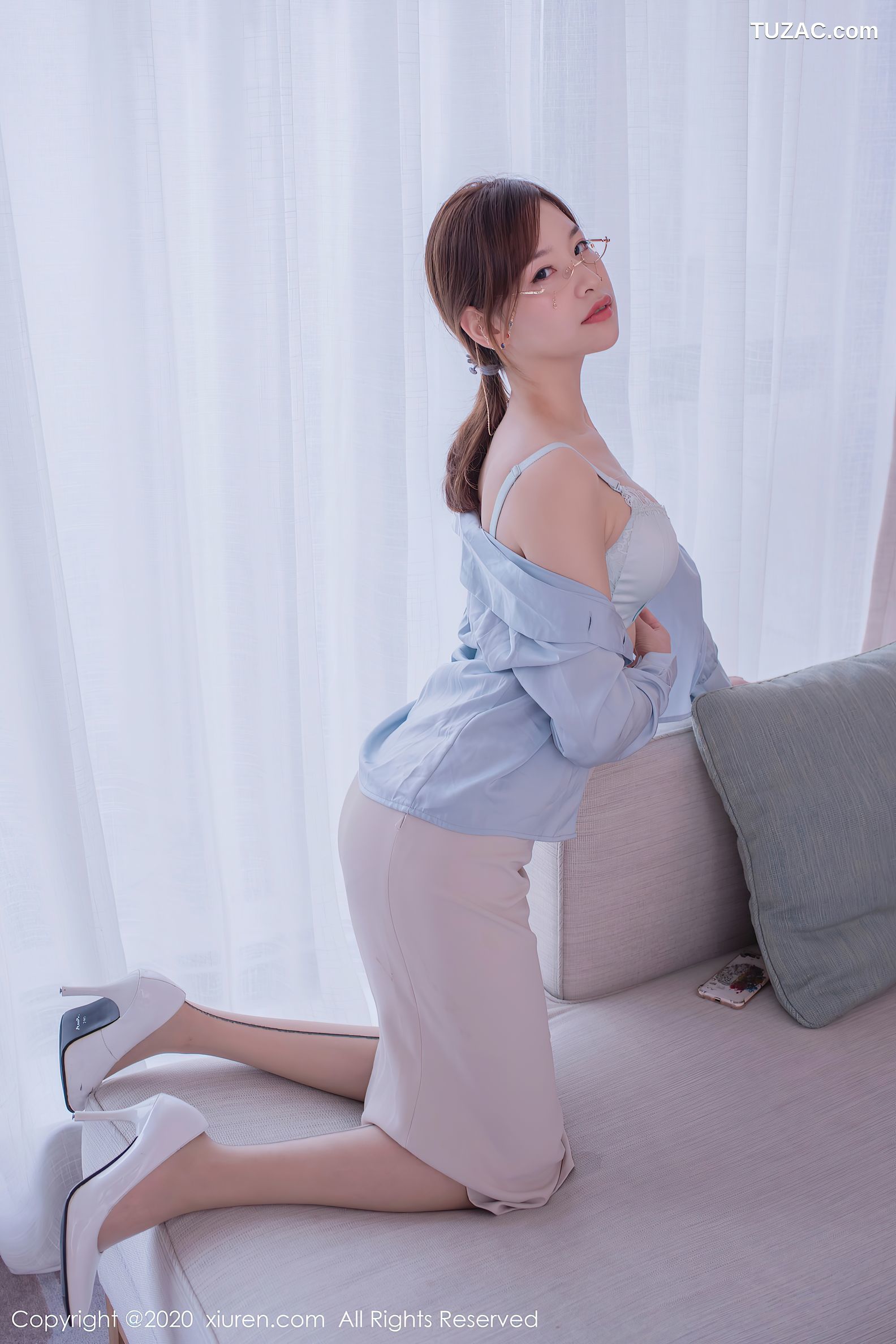 XiuRen秀人网-2597-范小宣Fancy-《办公室OL制服精致内衣》-2020.09.24
