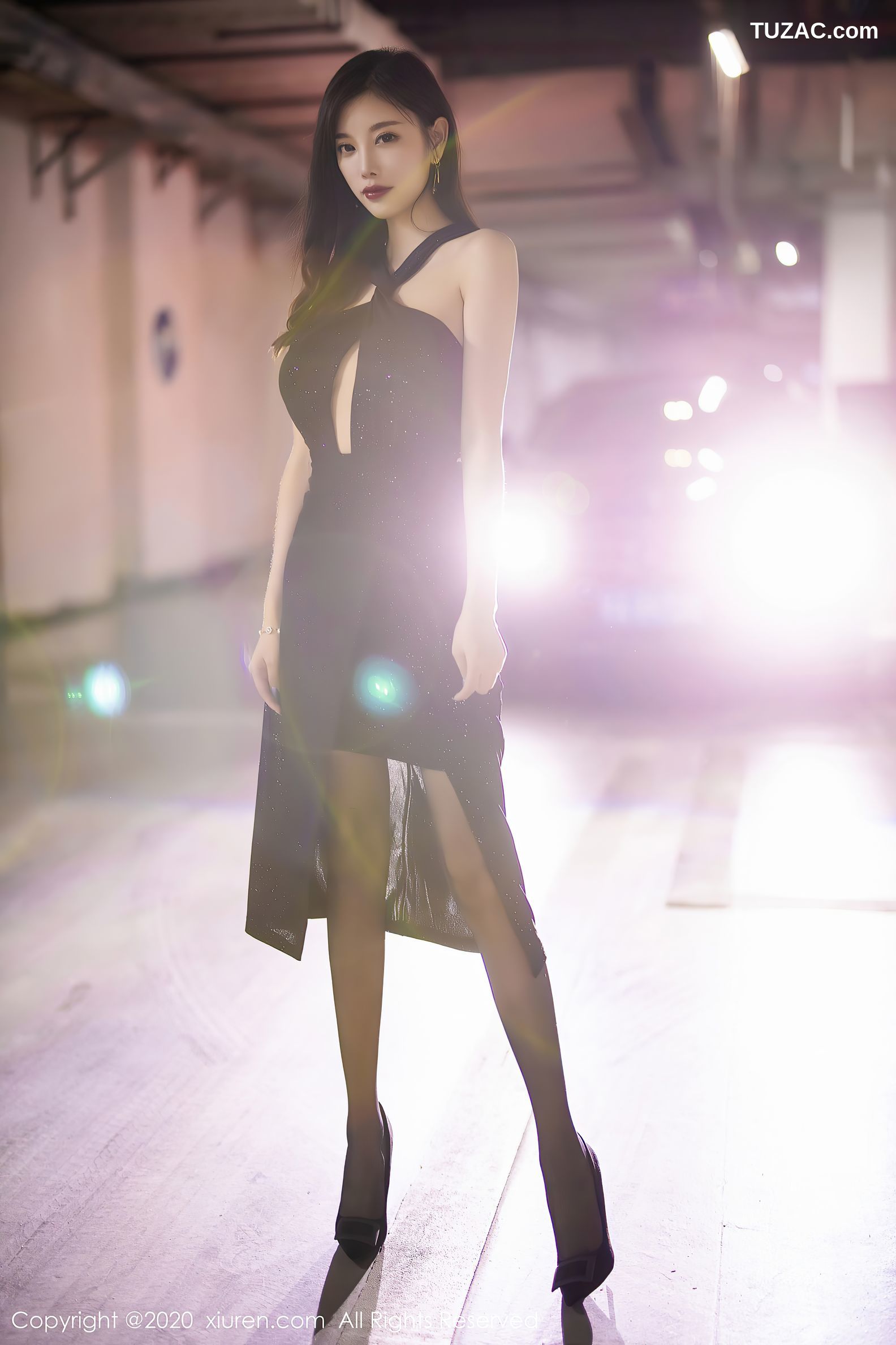 XiuRen秀人网-2616-杨晨晨-《华丽典雅的礼裙神秘高贵》-2020.09.28