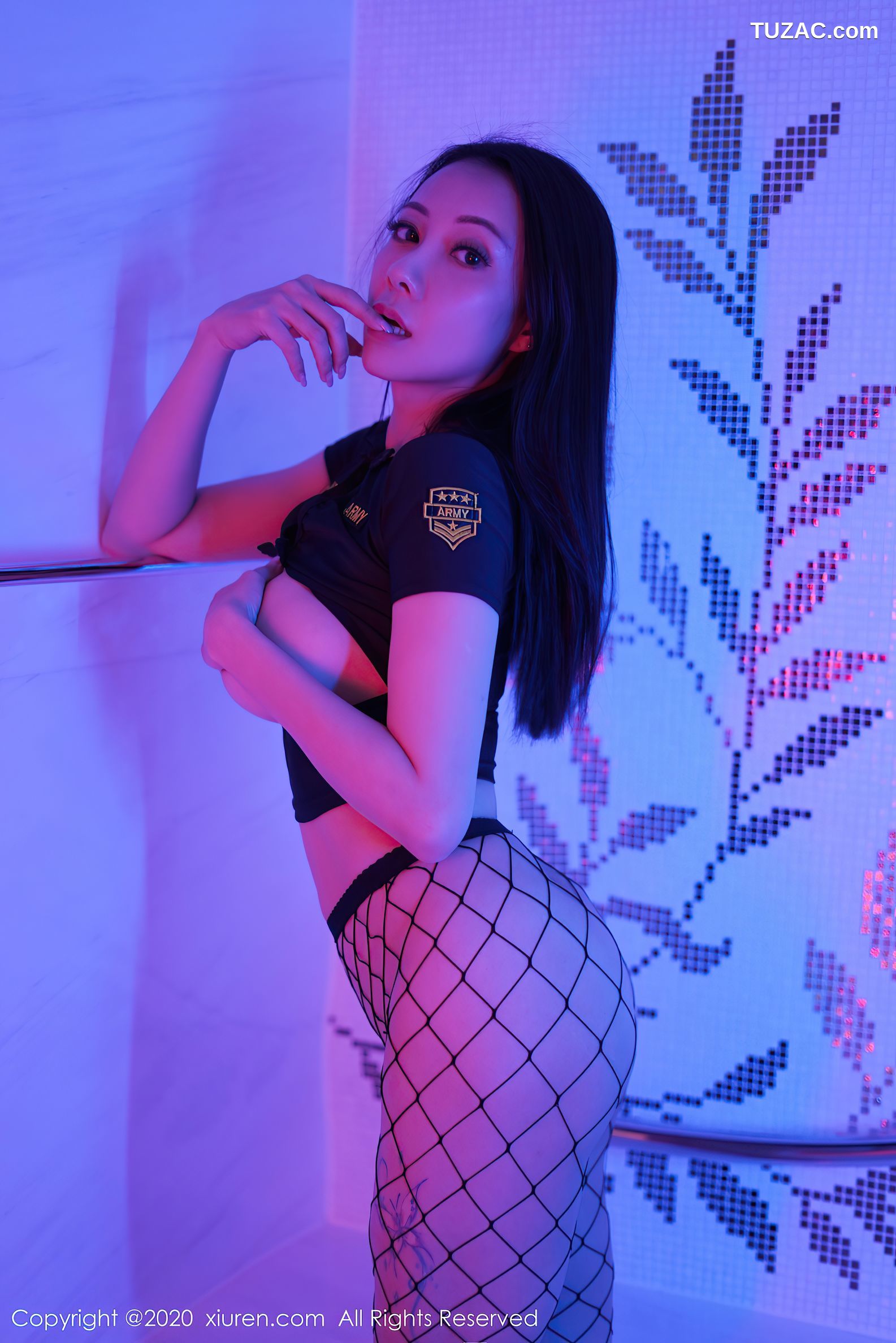 XiuRen秀人网-2681-果儿-《魅惑警花制服系列》-2020.10.21