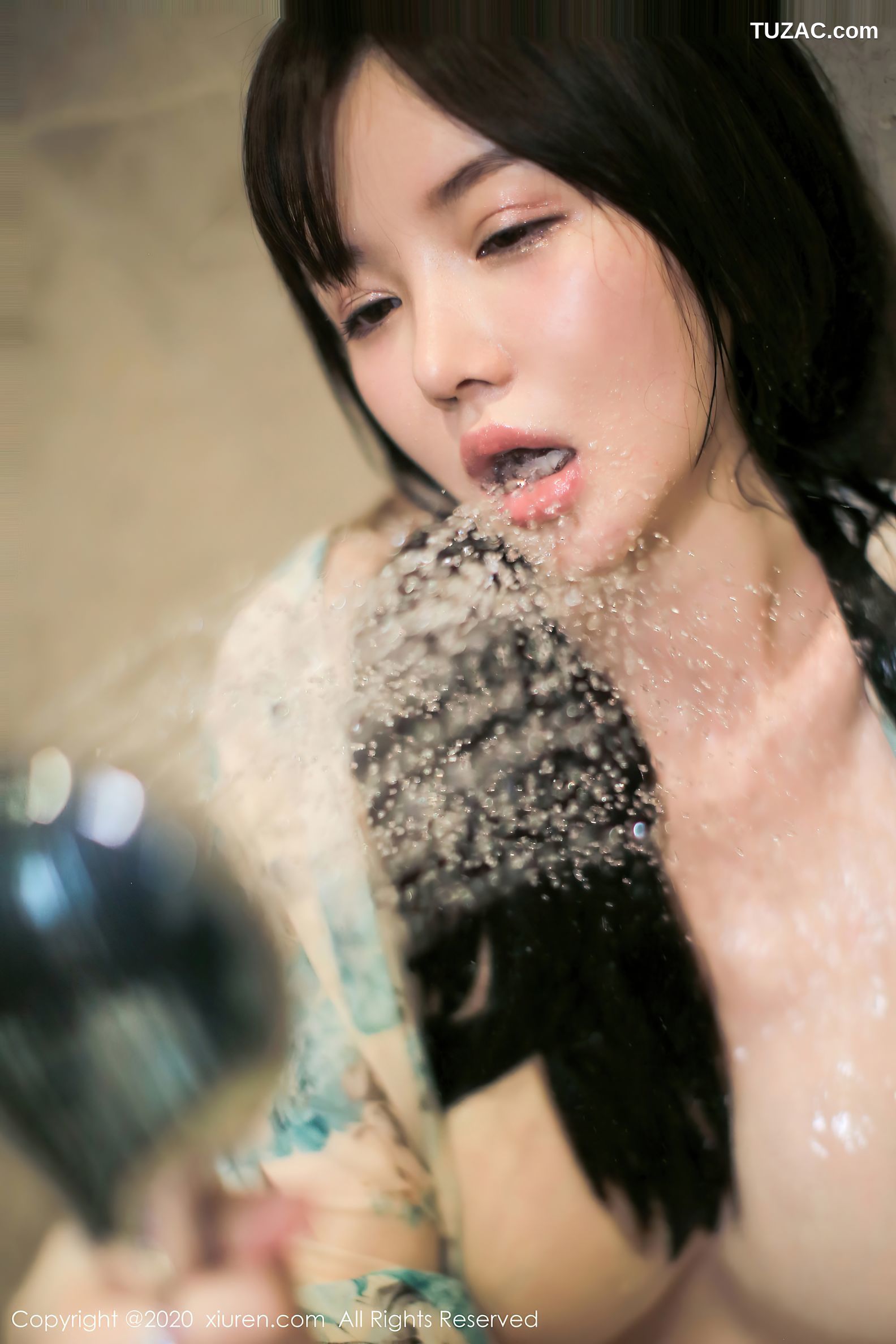 XiuRen秀人网-2683-糯美子-《蓝色泳装在泳池中淋漓性感绽放》-2020.10.21