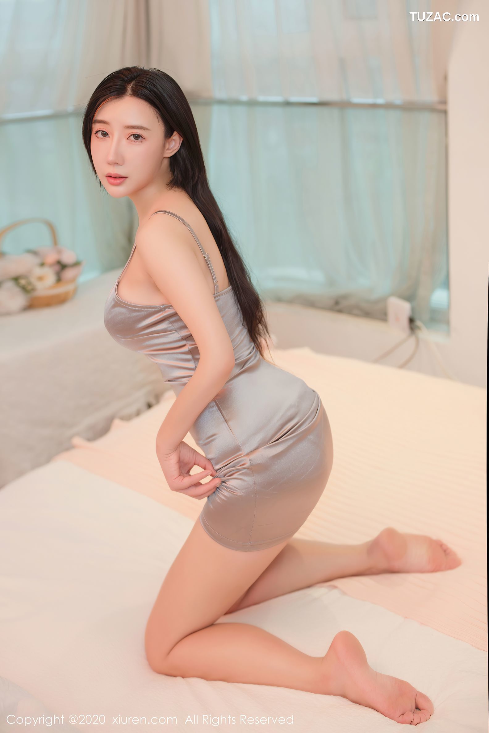 XiuRen秀人网-2689-陈梦Babe-《居家私密轻熟卧室暖暖满满的欲望》-2020.10.23