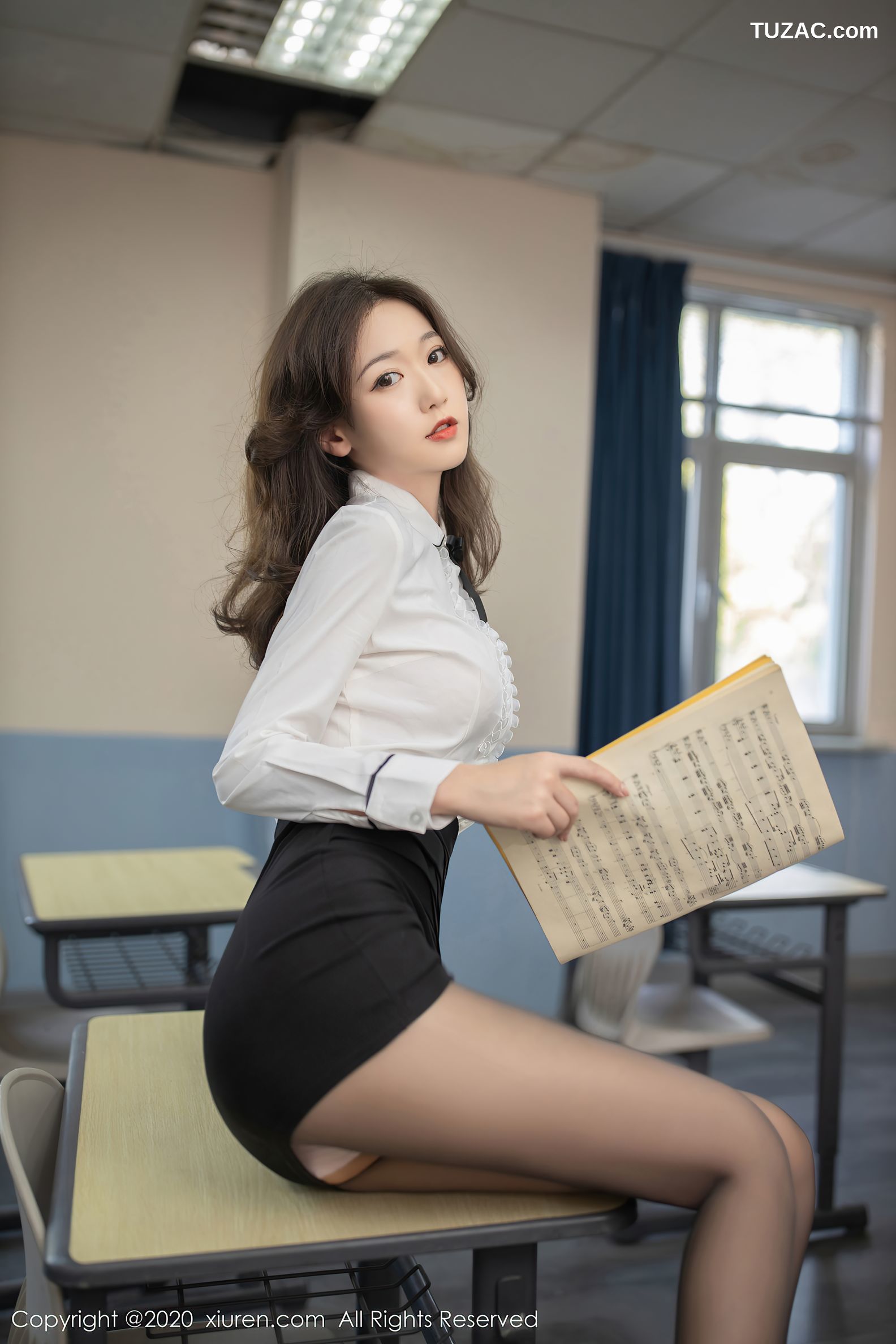 XiuRen秀人网-2739-唐安琪-《唱诗班老师系列》-2020.11.04