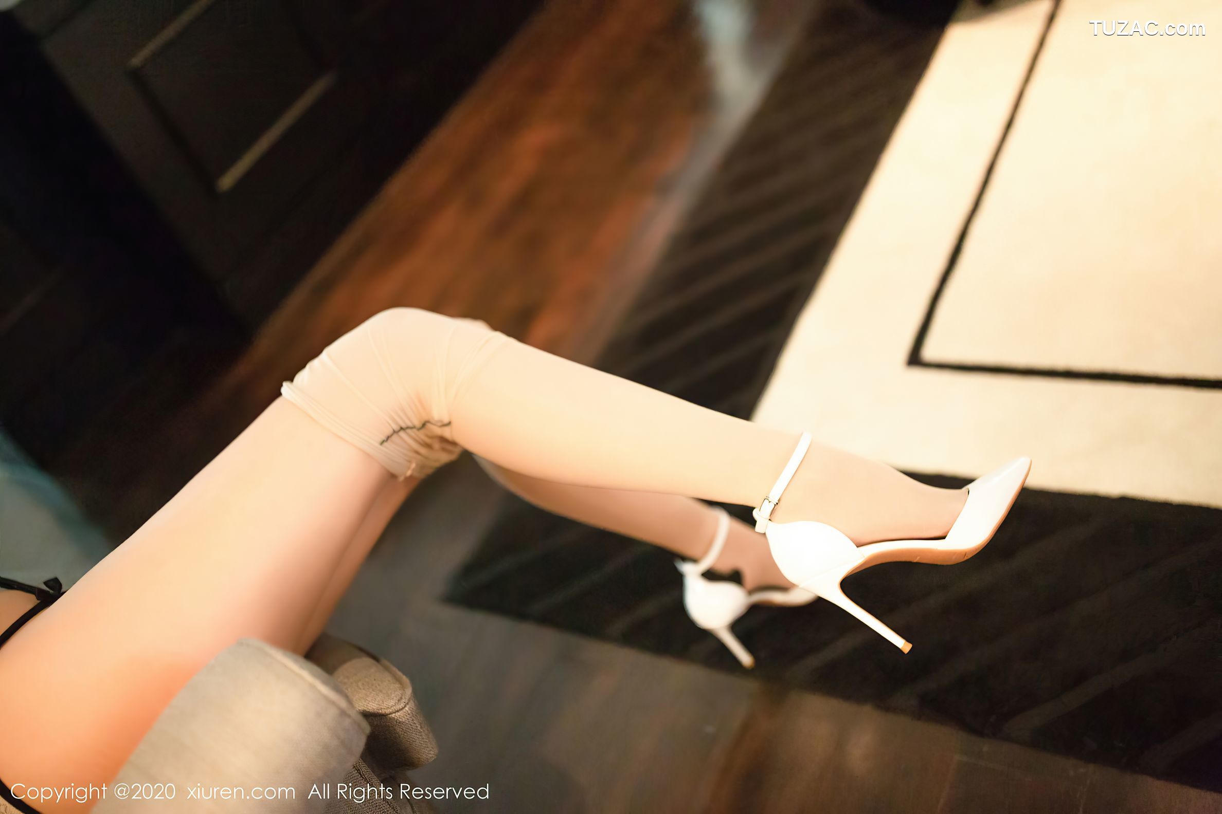 XiuRen秀人网-2769-顾奈奈-《雪白西装职业装》-2020.11.11