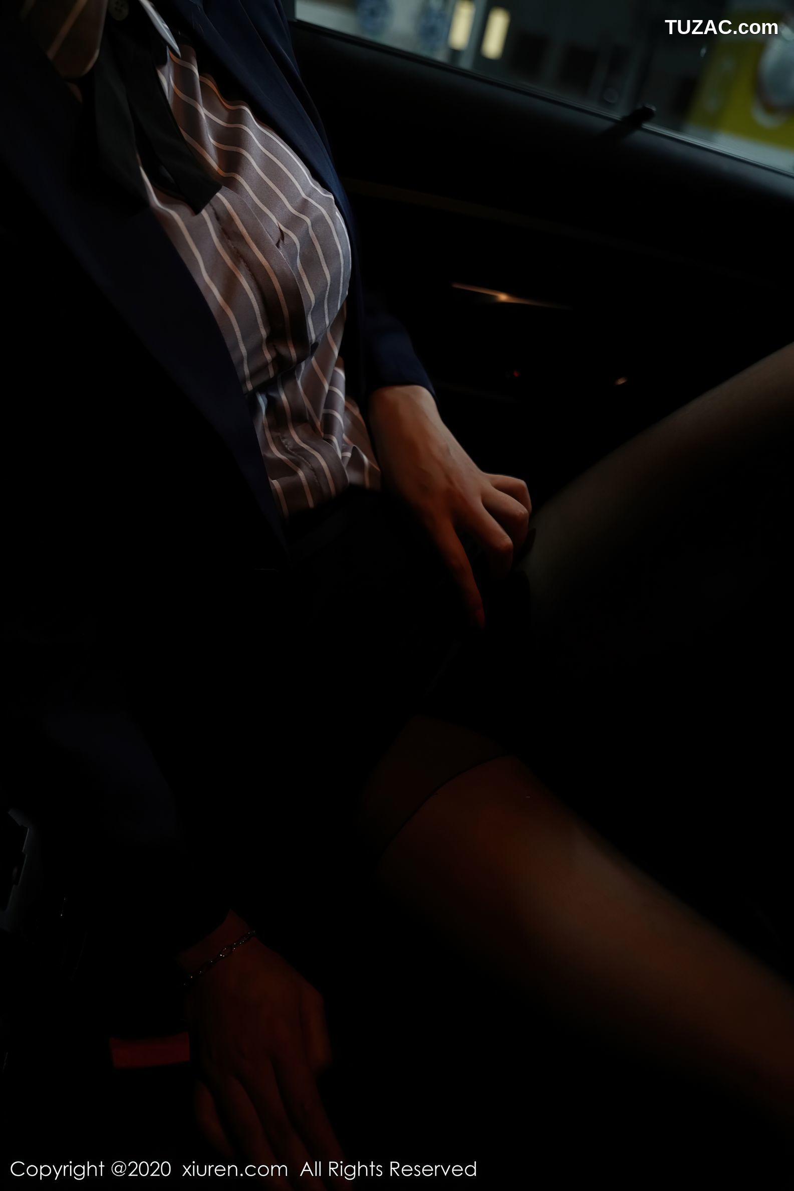 XiuRen秀人网-2784-方子萱-《经典的职场秘书OL装》-2020.11.16