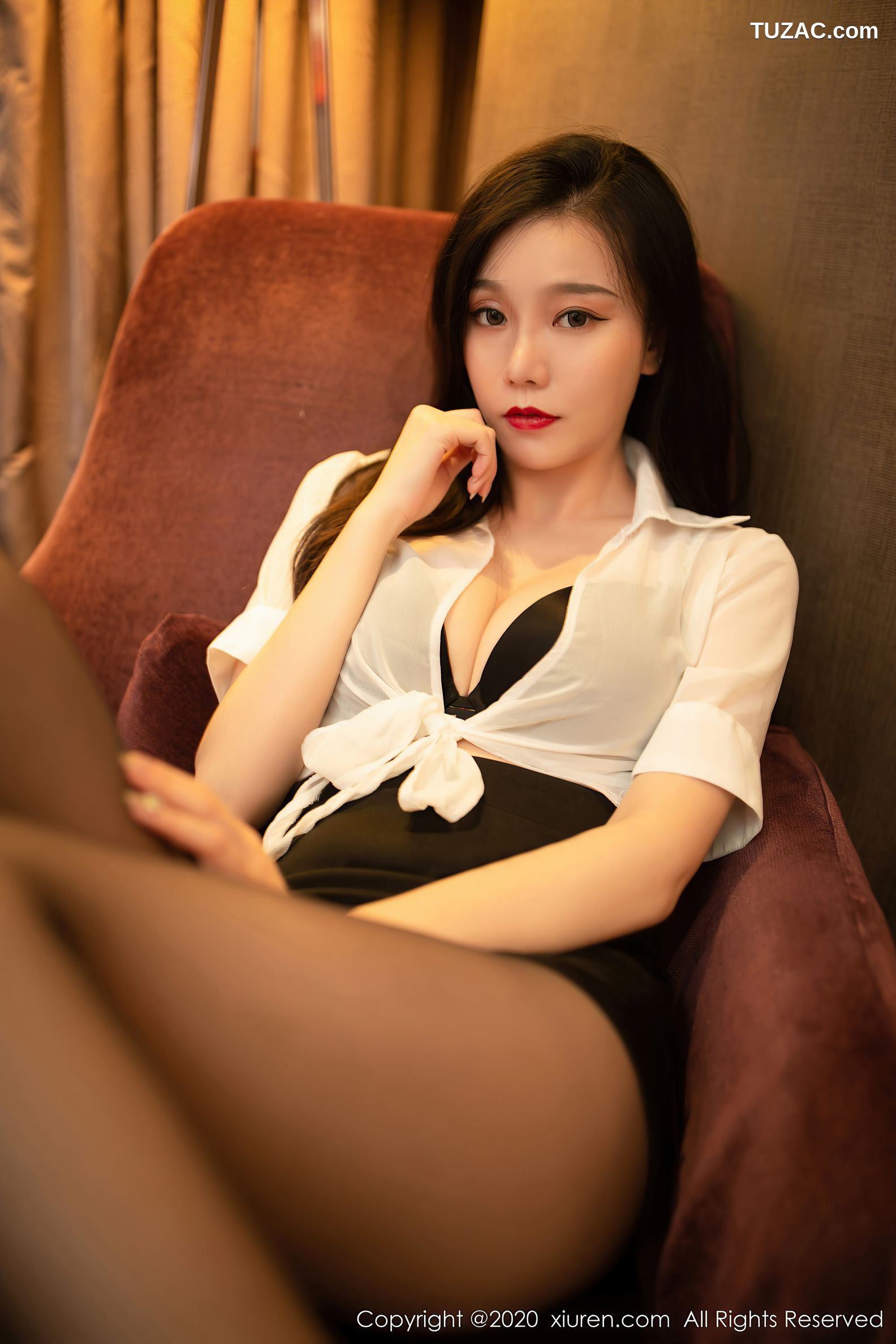 XiuRen秀人网-2807-安然Maleah-《情趣小秘书主题》-2020.11.19