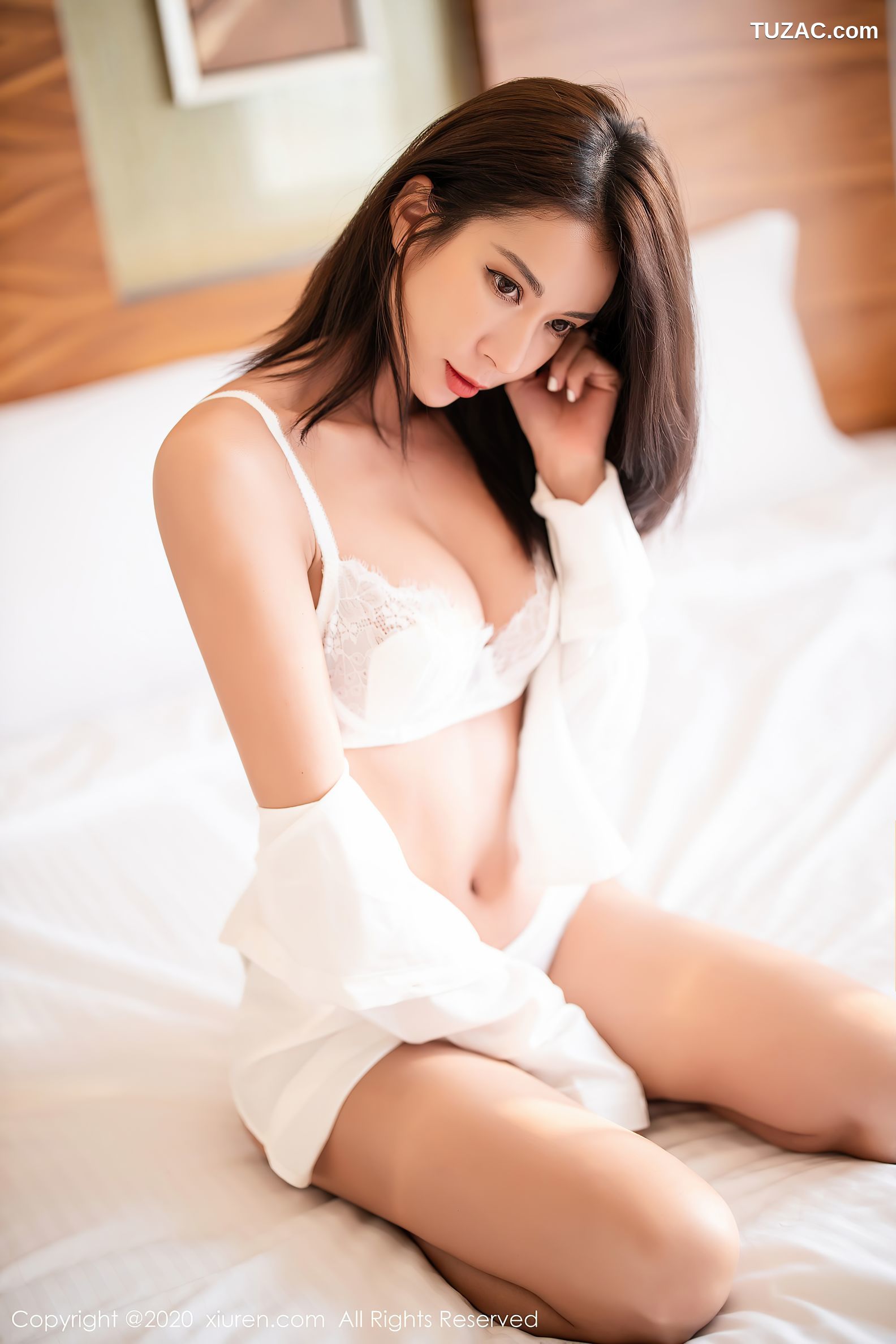 XiuRen秀人网-2813-Carry-《杨柳般婀娜多姿》-2020.11.23