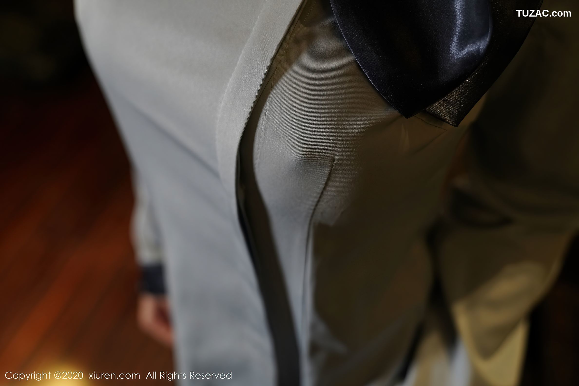 XiuRen秀人网-2836-Lucky-沈欢欣-《魅惑车拍与酒店私房系列》-2020.11.30