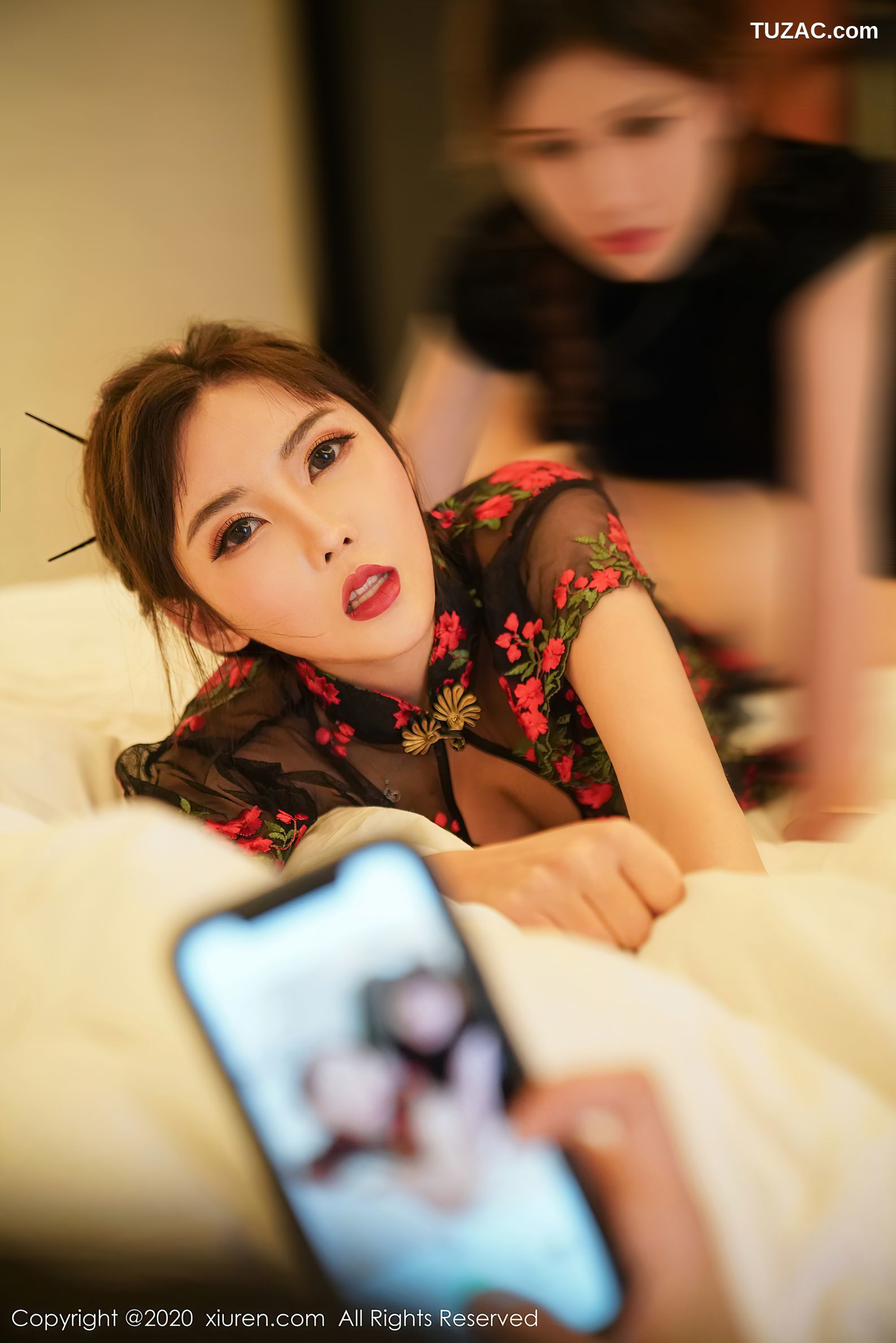 XiuRen秀人网-2849-萌汉药-《韵味典雅旗袍主题系列》-2020.12.02