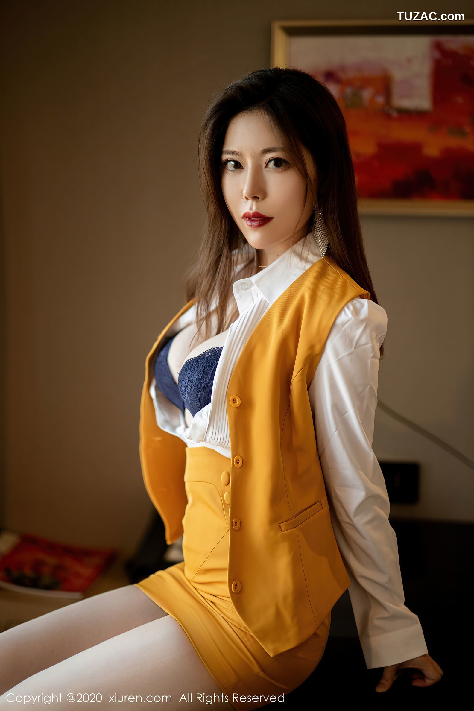 XiuRen秀人网-2850-白茹雪Abby-《黄色职业装与极致朦胧丝袜》-2020.12.02