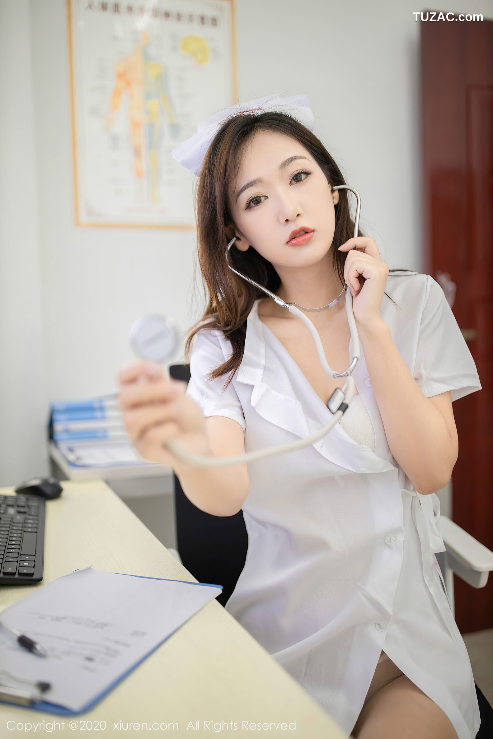 XiuRen秀人网-2893-唐安琪-《护士打针主题系列》-2020.12.14