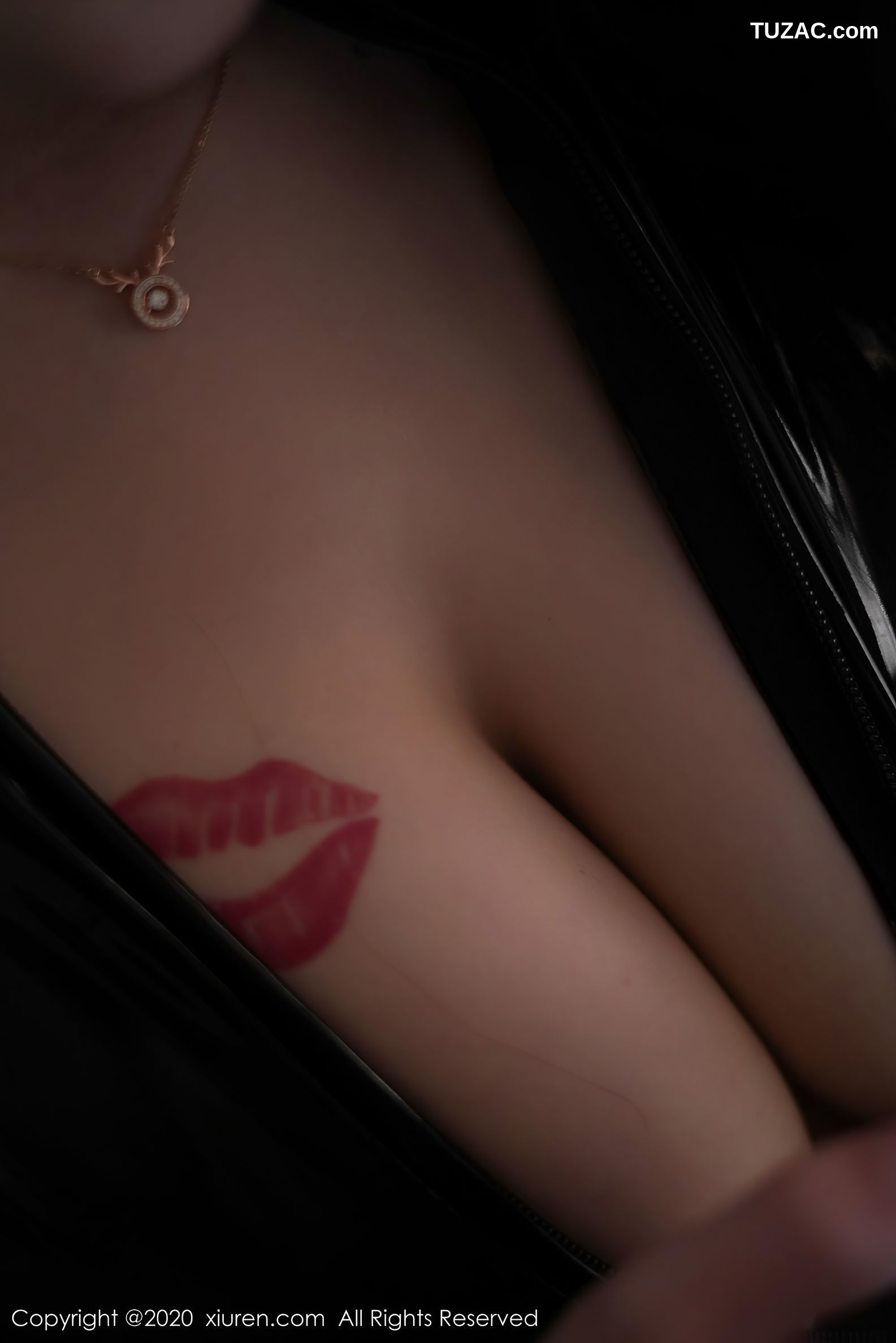 XiuRen秀人网-2918-美七Mia-《情趣皮衣制服系列》-2020.12.21