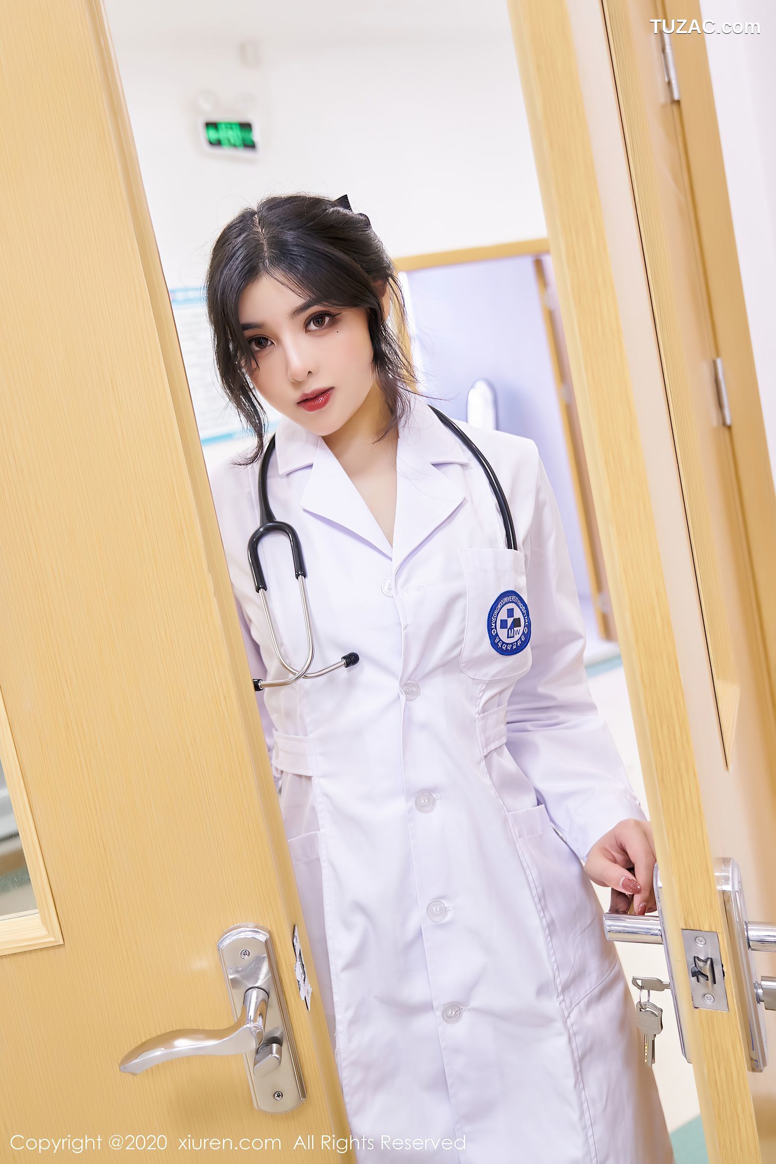 XiuRen秀人网-2925-韩静安-《护士职业装主题系列》-2020.12.22