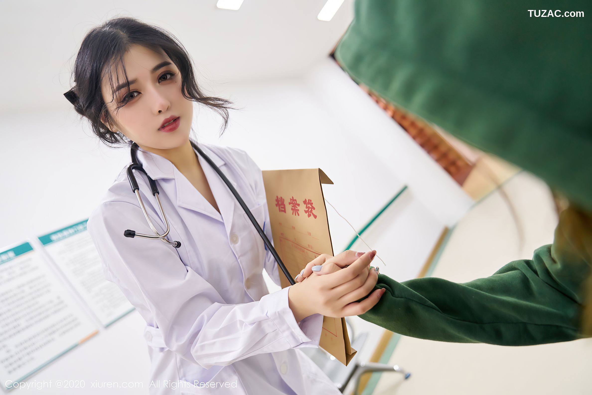 XiuRen秀人网-2925-韩静安-《护士职业装主题系列》-2020.12.22