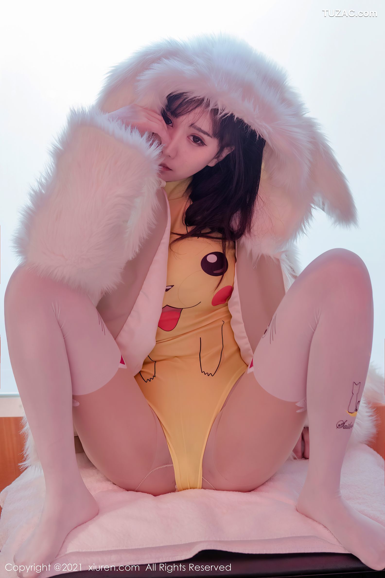 XiuRen秀人网-2988-小果冻儿-卡通连体衣肉丝裤袜-2021.01.11