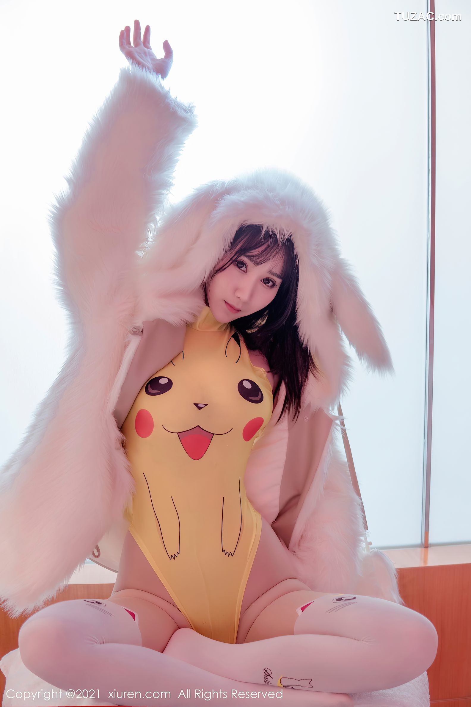 XiuRen秀人网-2988-小果冻儿-卡通连体衣肉丝裤袜-2021.01.11