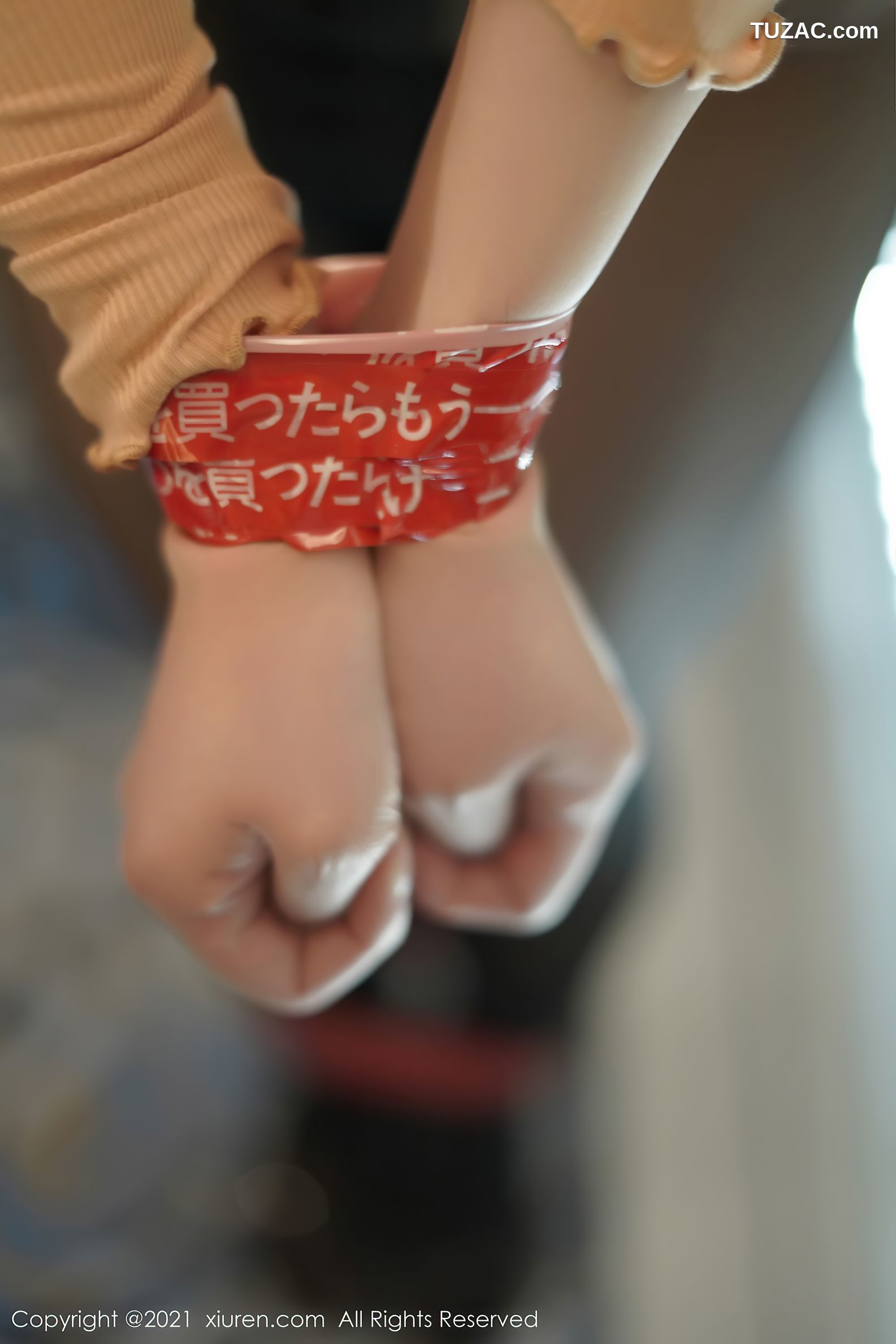 XiuRen秀人网-2994-Fairy如歌-紧身内衣主题牛仔裤凹凸身材-2021.01.12