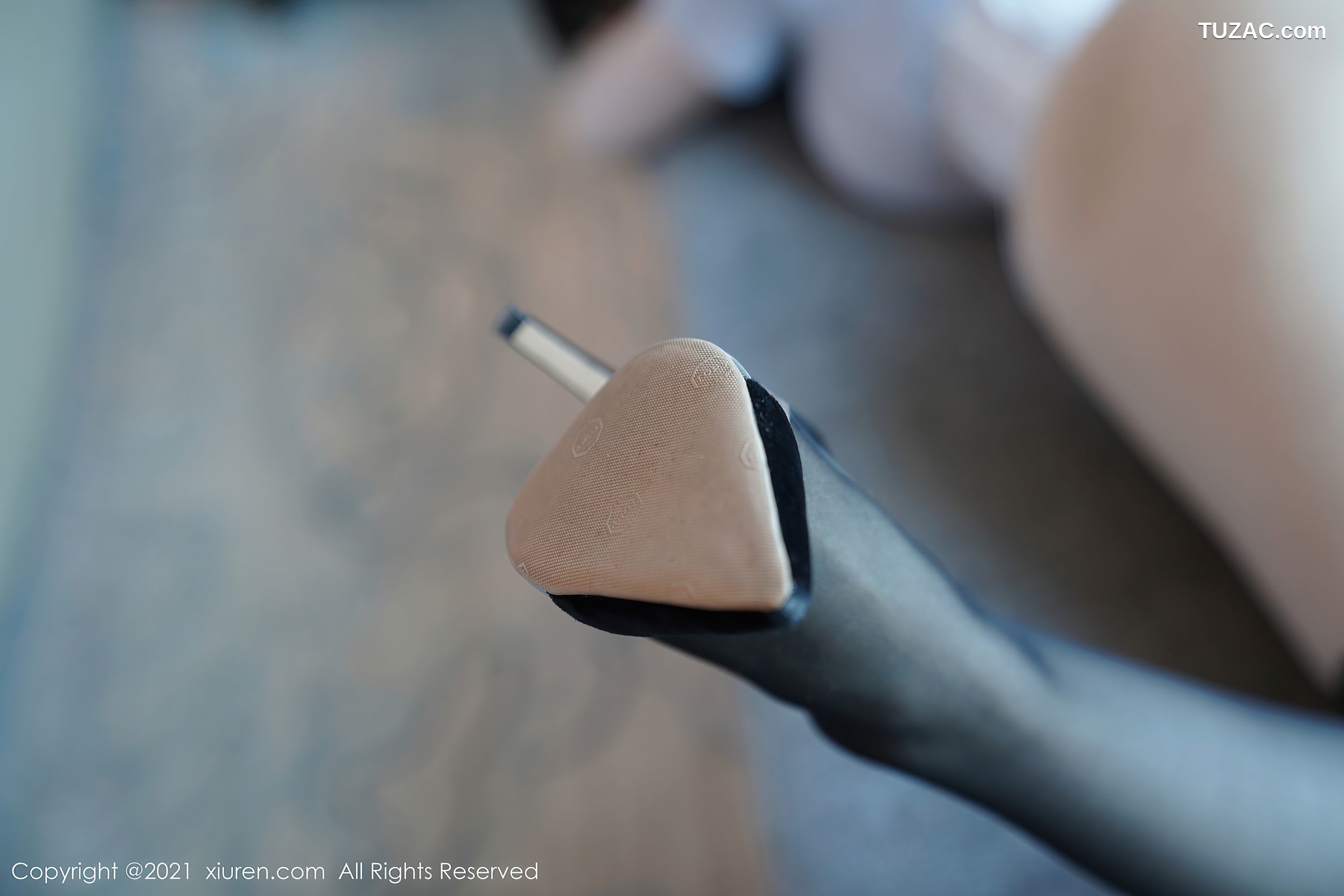 XiuRen秀人网-3001-糯美子MINIbabe-澳门旅拍紧身内衣-2021.01.13