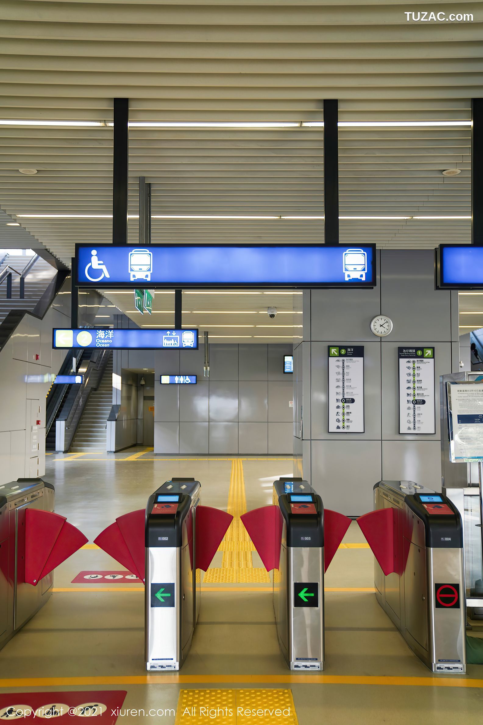 XiuRen秀人网-3034-芝芝Booty-澳门旅拍-酒店狂野豹纹内衣-2021.01.22