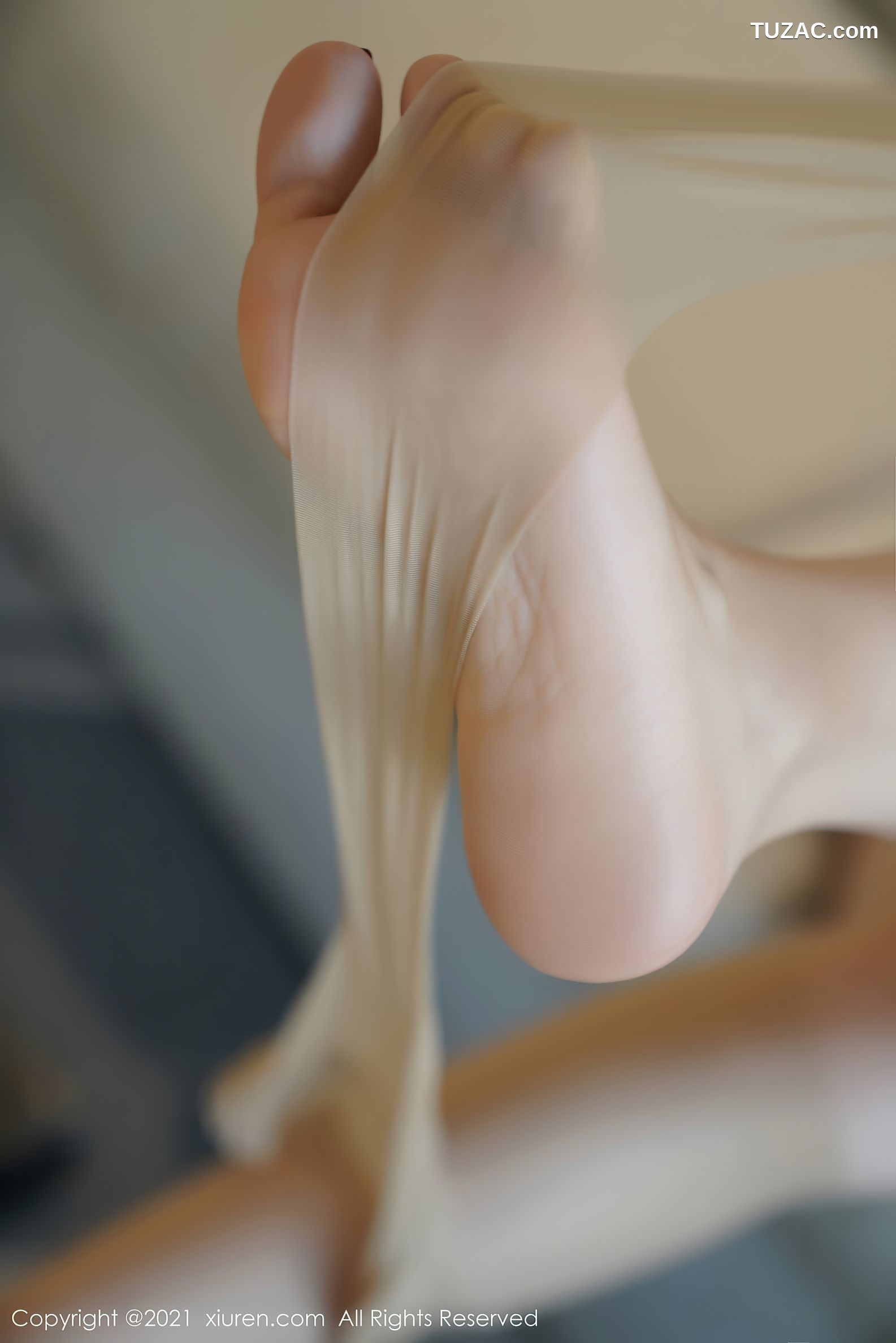 XiuRen秀人网-3034-芝芝Booty-澳门旅拍-酒店狂野豹纹内衣-2021.01.22