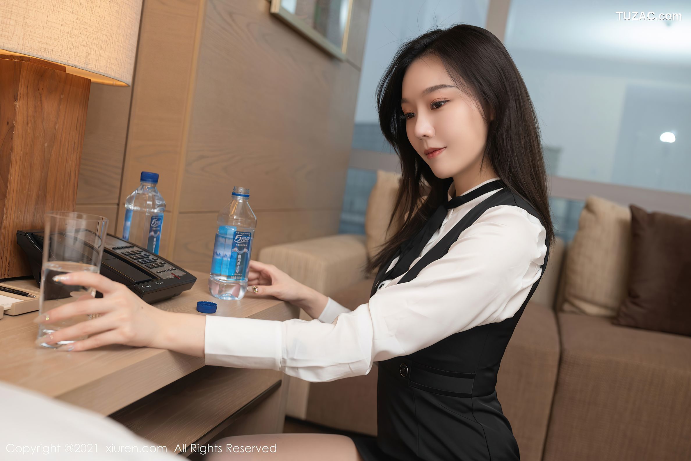 XiuRen秀人网-3042-安然Maleah-房务经理主题白衬衣蕾丝内衣-2021.01.25