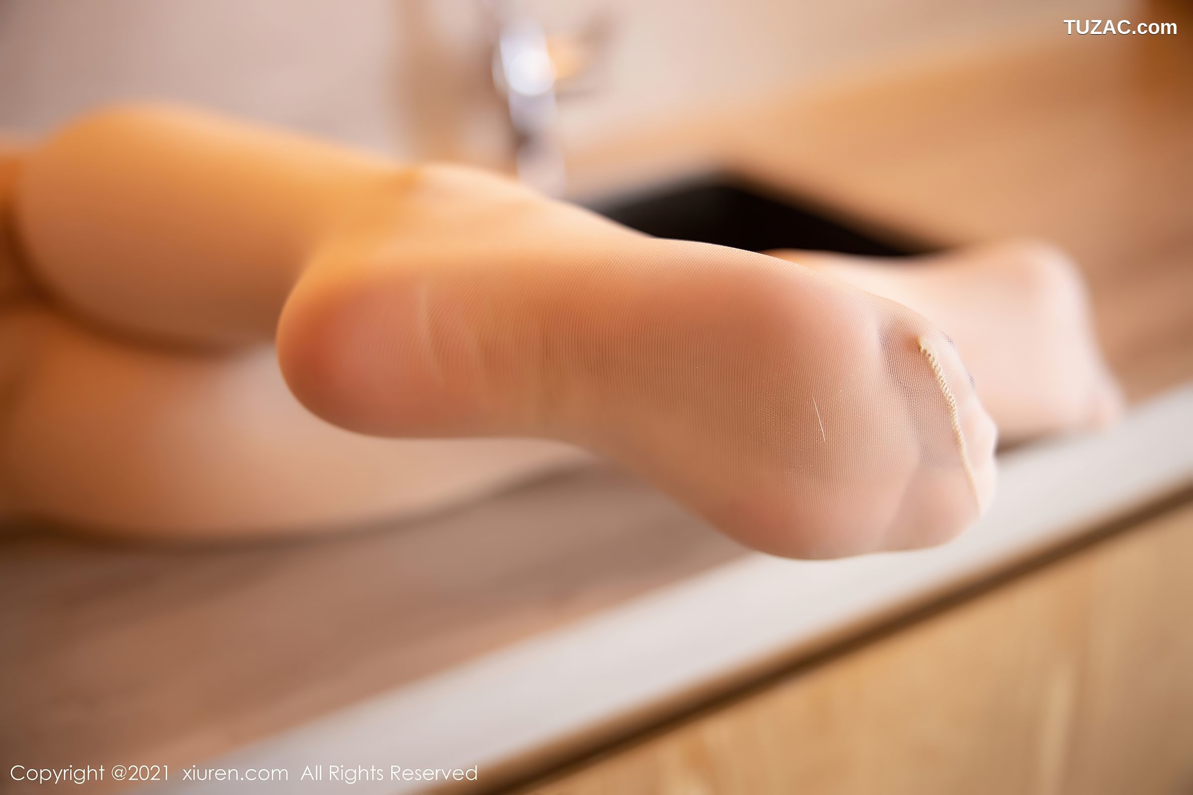 XiuRen秀人网-3083-Cherry绯月樱-三亚旅拍-薄透连体内衣-2021.02.04