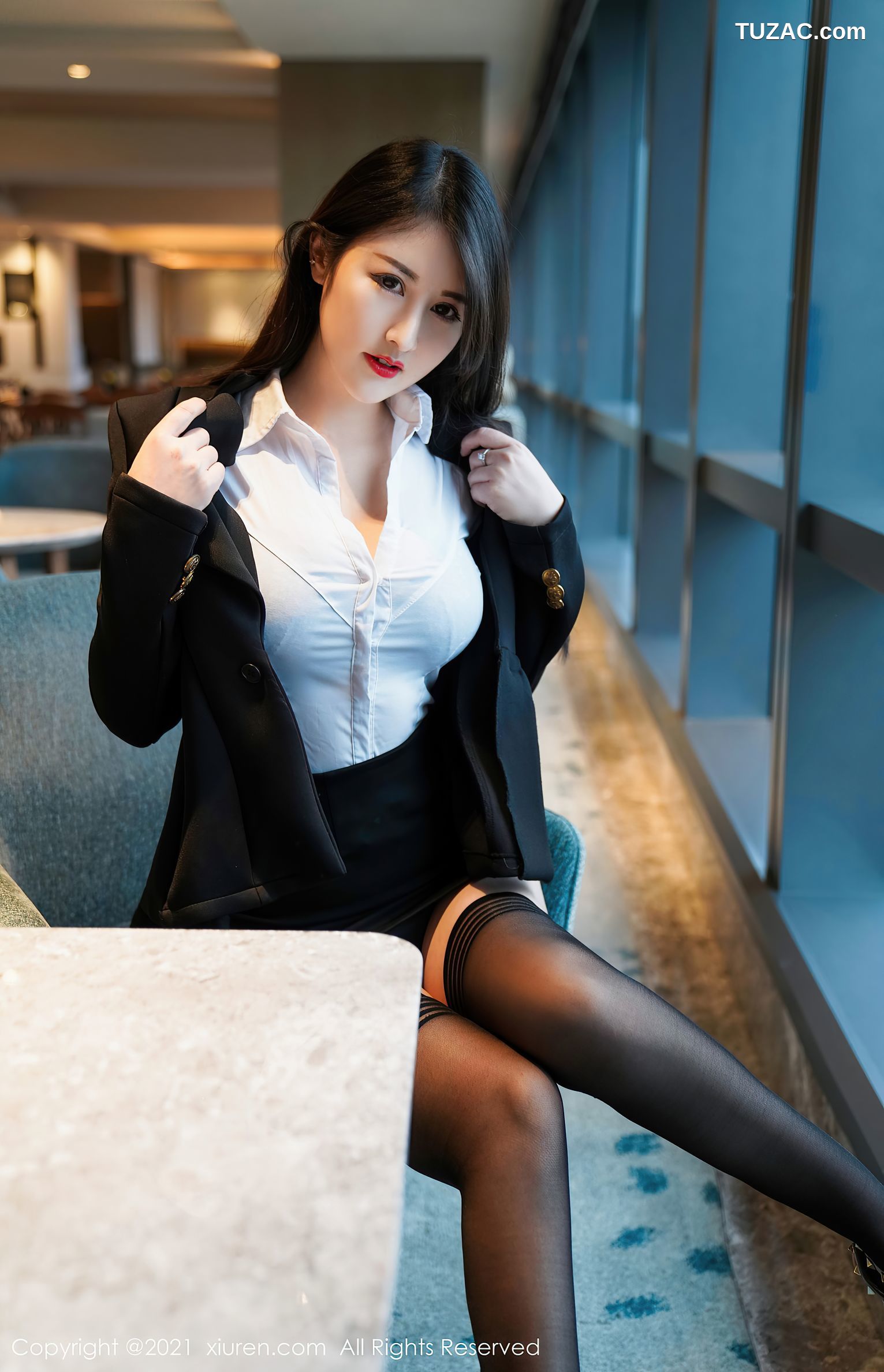 XiuRen秀人网-3085-诗诗kiki-典雅职业装OL主题魅惑黑丝-2021.02.05