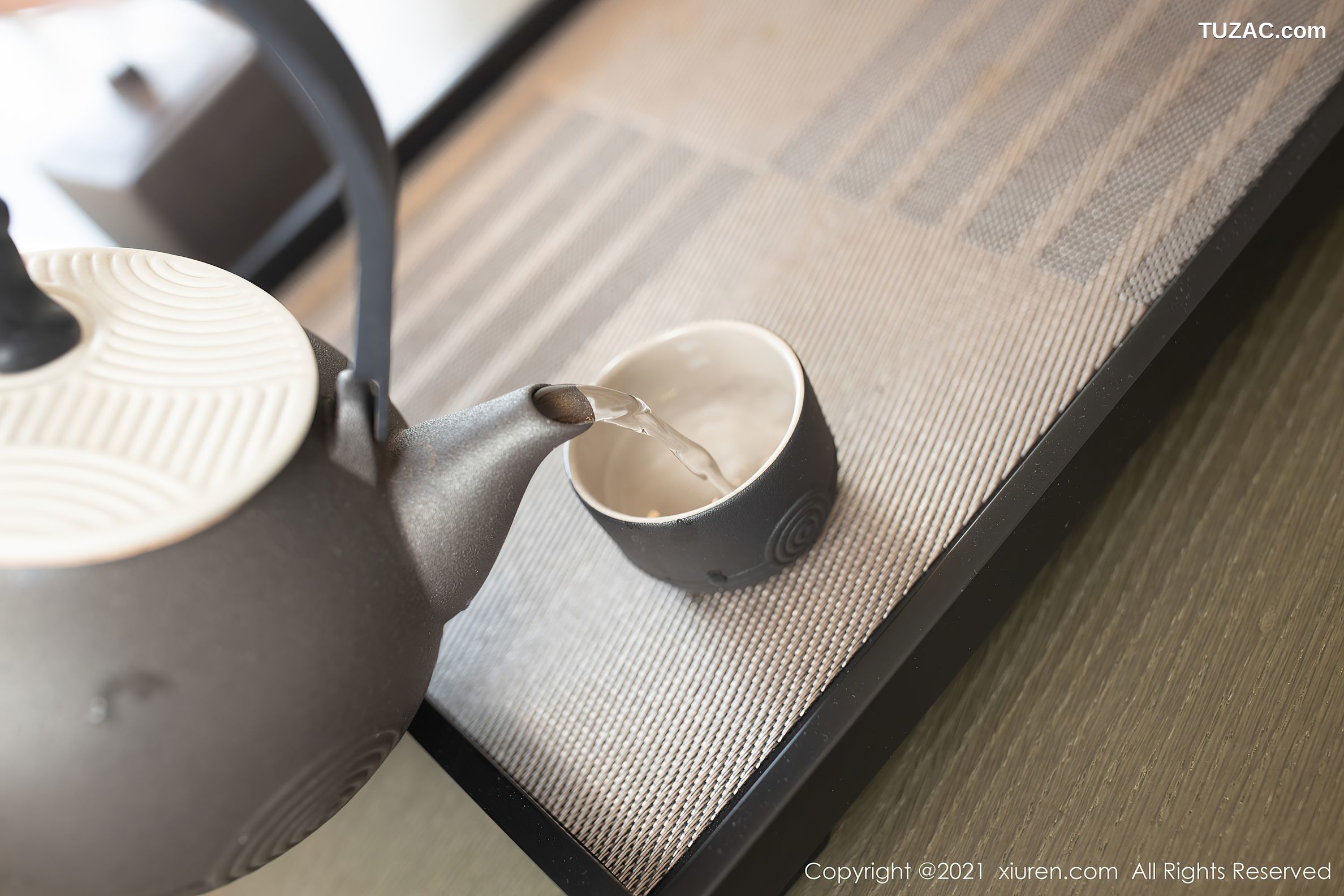 XiuRen秀人网-3108-陈小喵-商业谈判主题床上性感内衣黑丝-2021.02.19