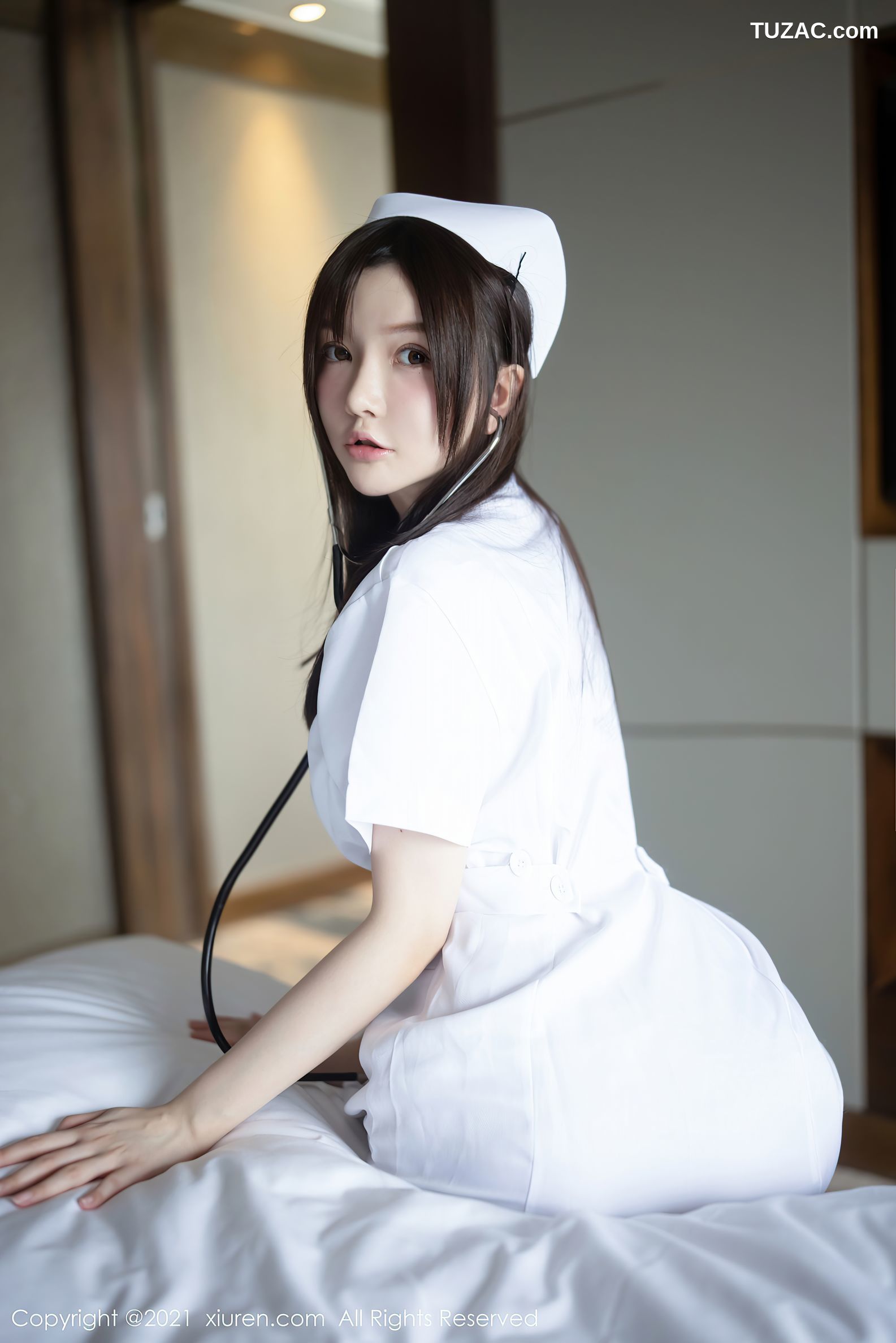 XiuRen秀人网-3114-糯美子MINIbabe-洁白护士制服主题蕾丝内衣-2021.02.20