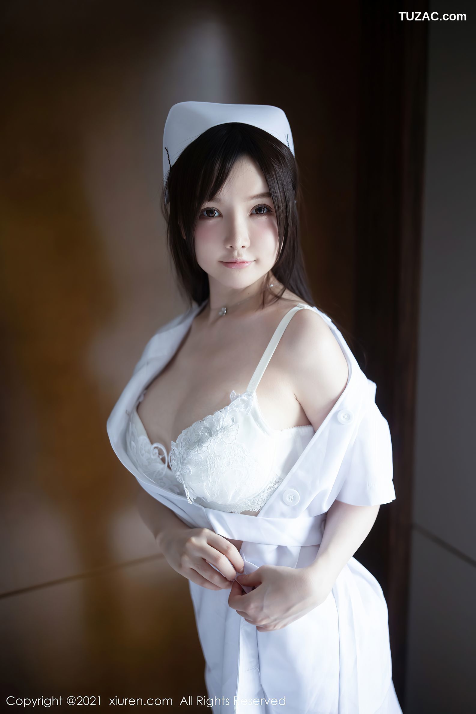 XiuRen秀人网-3114-糯美子MINIbabe-洁白护士制服主题蕾丝内衣-2021.02.20